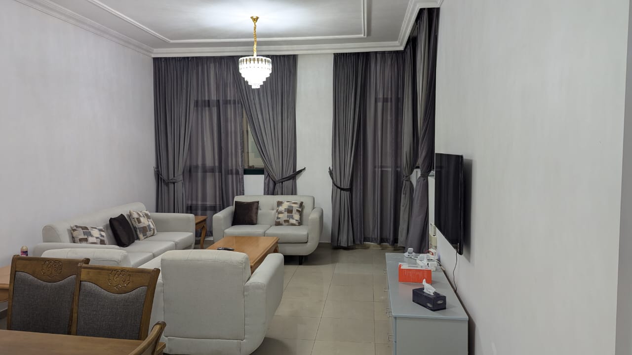 apartment card
