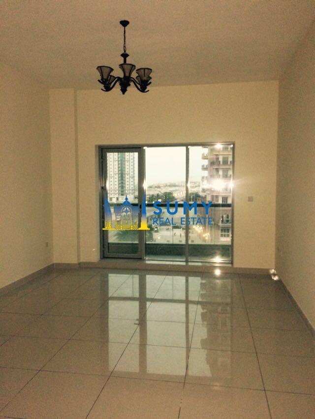 Studio+Storage! Chiller Included! Perfect Quality