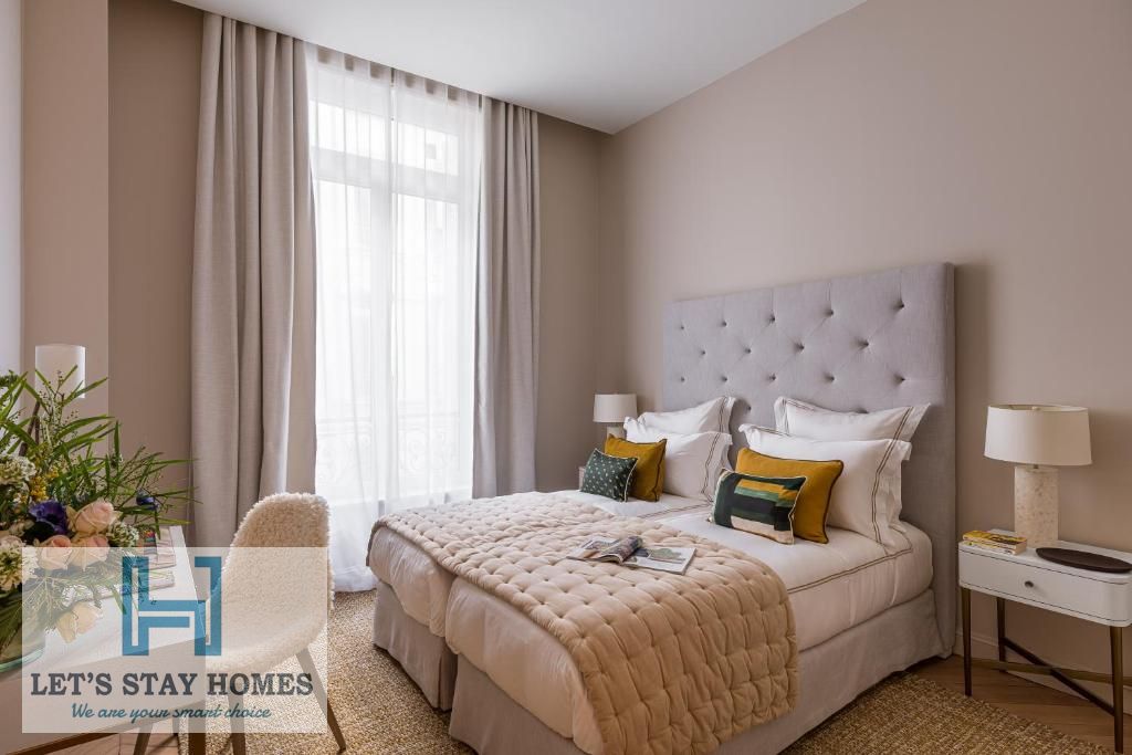 Summer Offer I Near Metro | With Kitchen I Fully Furnished I Free Cleaning | Gym | Pool