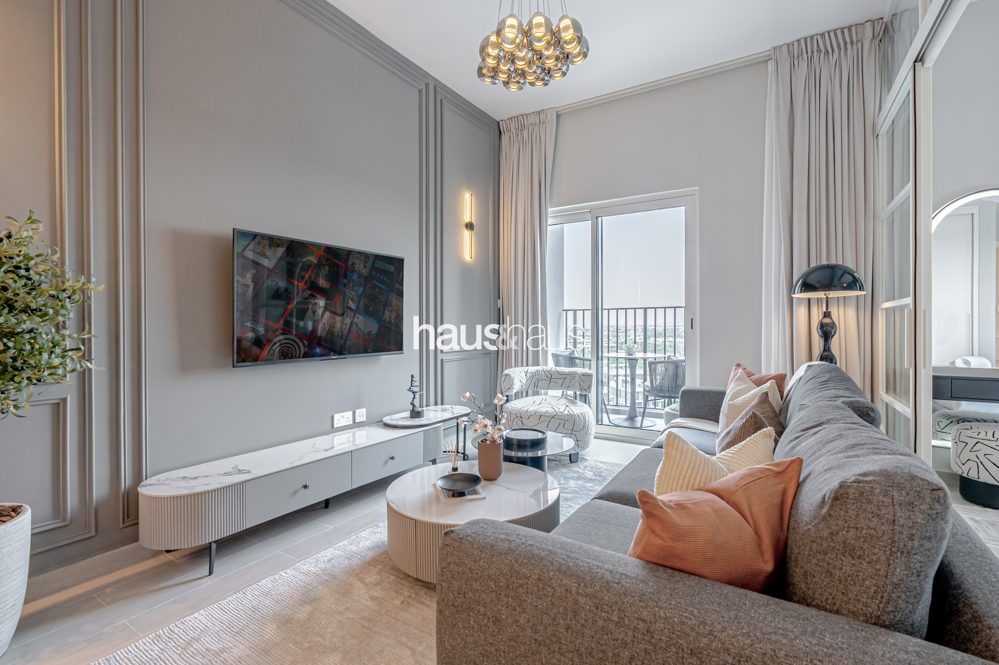 Luxurious 2BR | Pool and Golf Course View