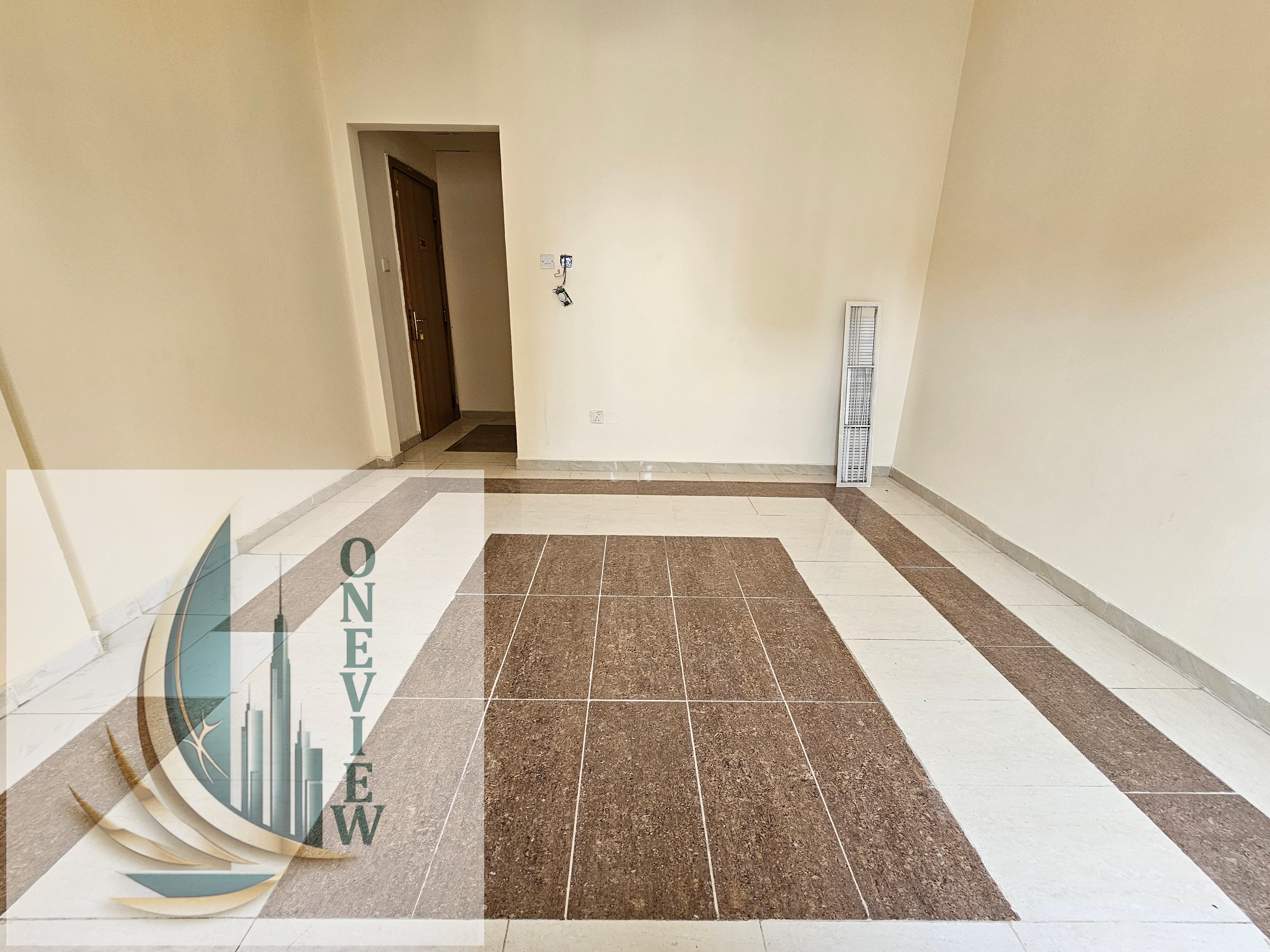 NO DEPOSIT 3 WASHROOM LUXURY APARTMENT 2 BHK RENT 36K WITH BALCONY NEARBY PARK