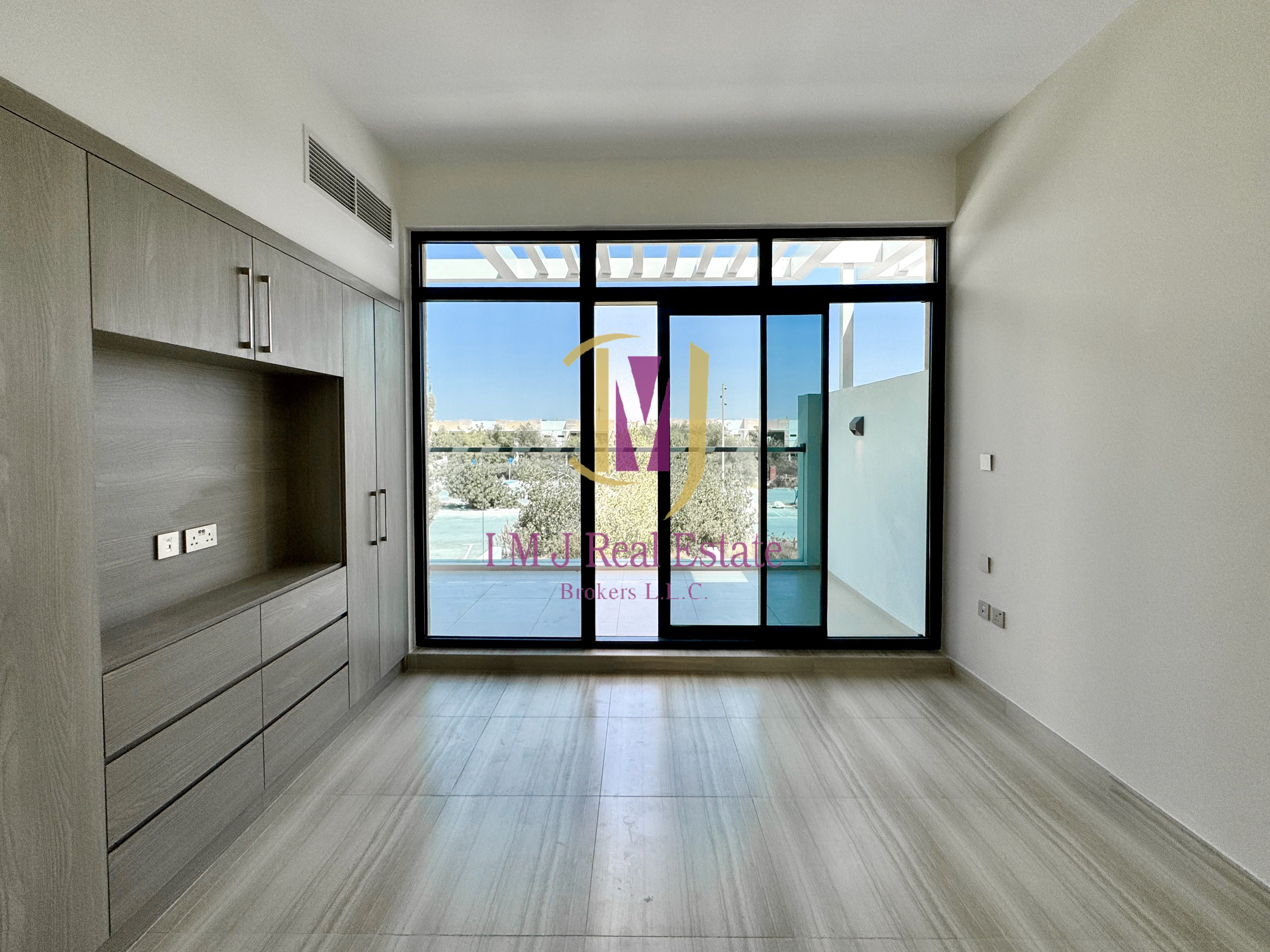 Brand New | 4 BR Villa | World Class Amenities