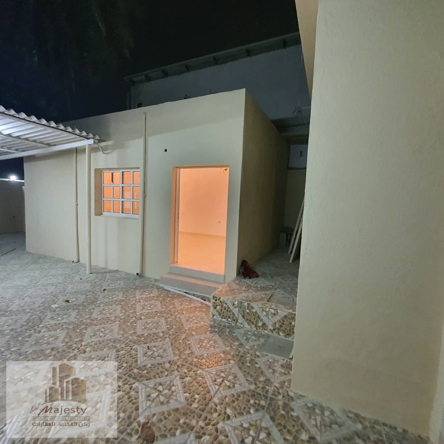 Popular house large area for sale in the Emirate of Sharjah Al-Hazana area