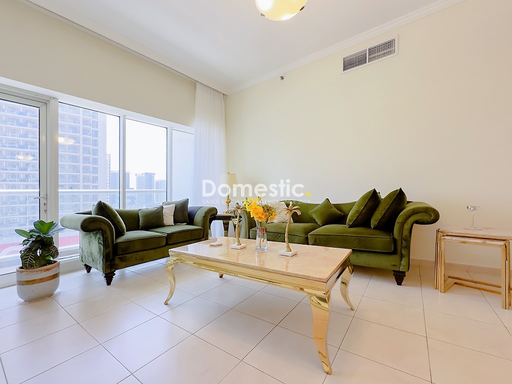 apartment card