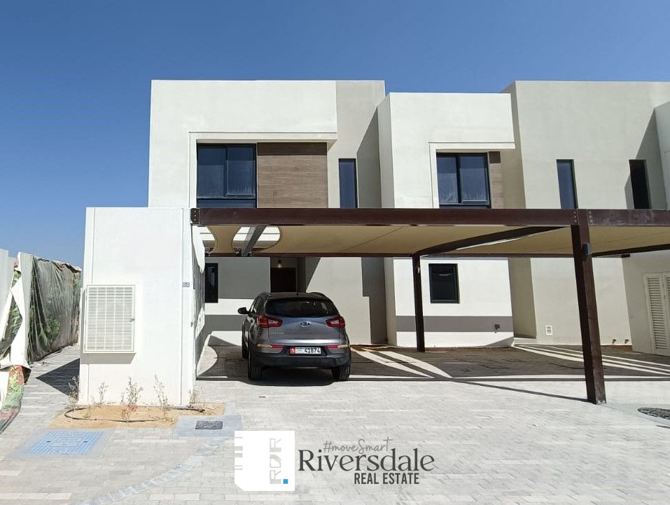 Stunning 3BR+Maid-TH-Community