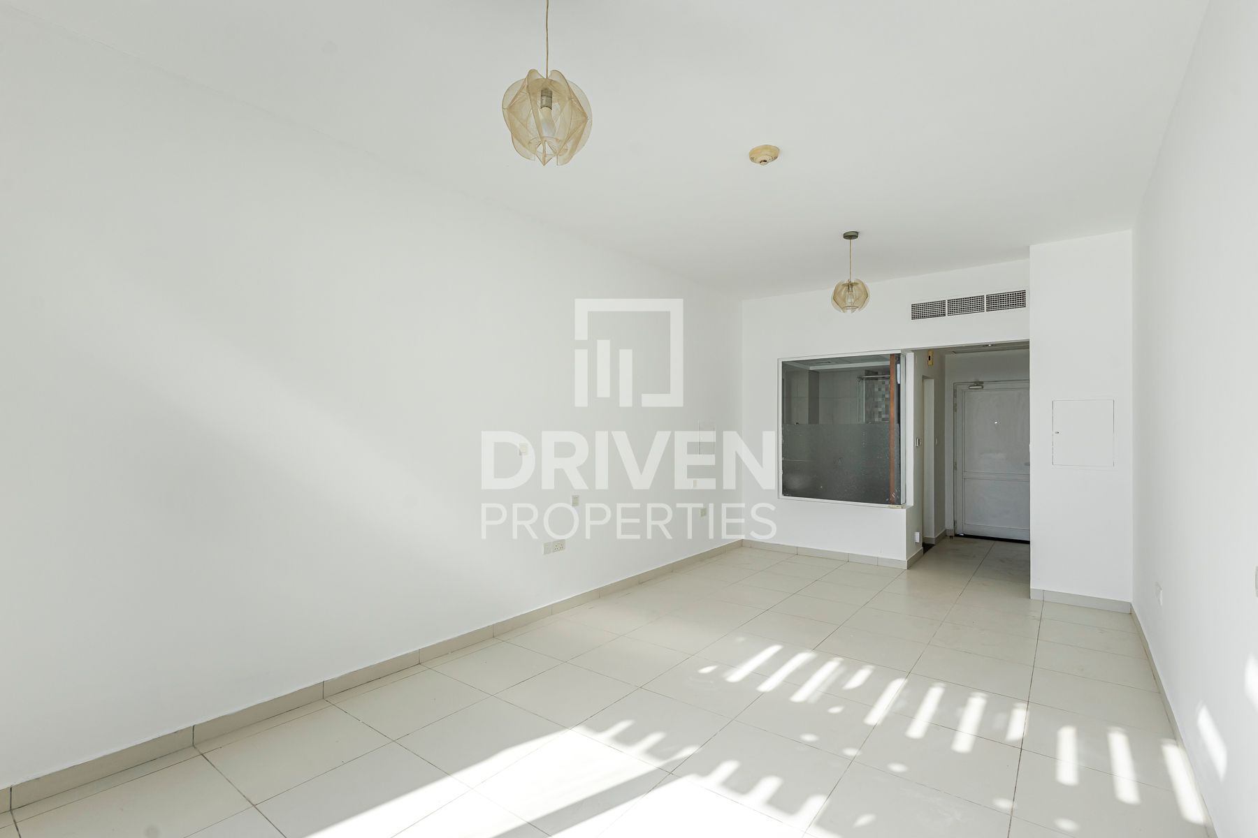 Ready to Move in | Amazing Sea View | Bright Unit