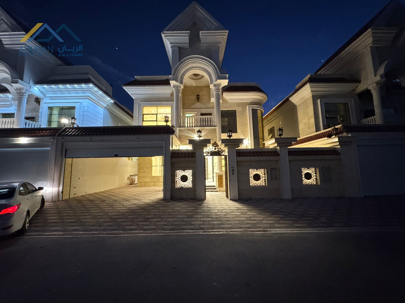 Central air conditioning included * Fully stone facade * Palace design * Freehold for all nationalities * Directly from the owner *
