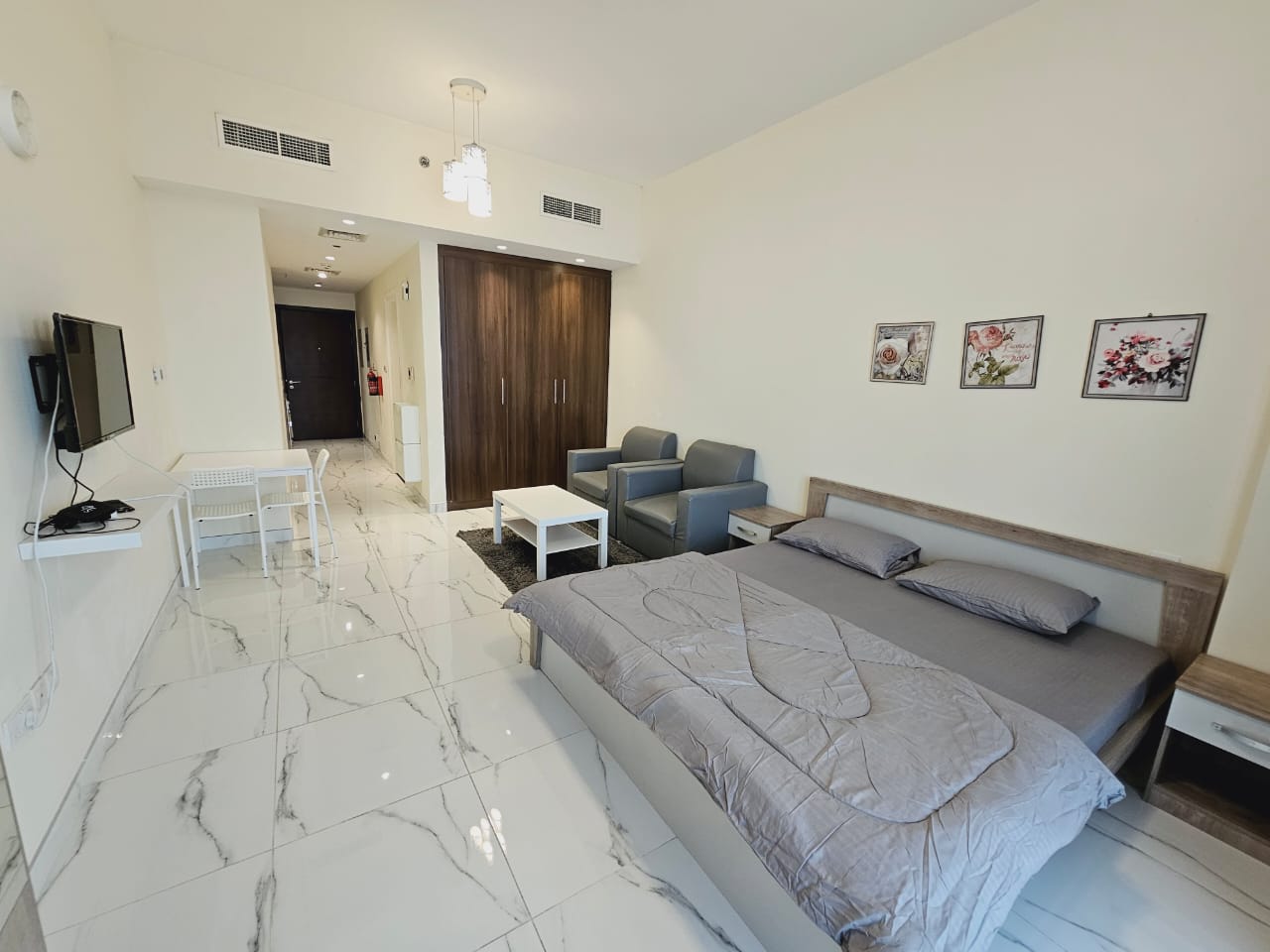 Specious Modern Design Studio | Ready to Move | Newly Furnished MONTHLY PAYMENT 4190 TO 4800