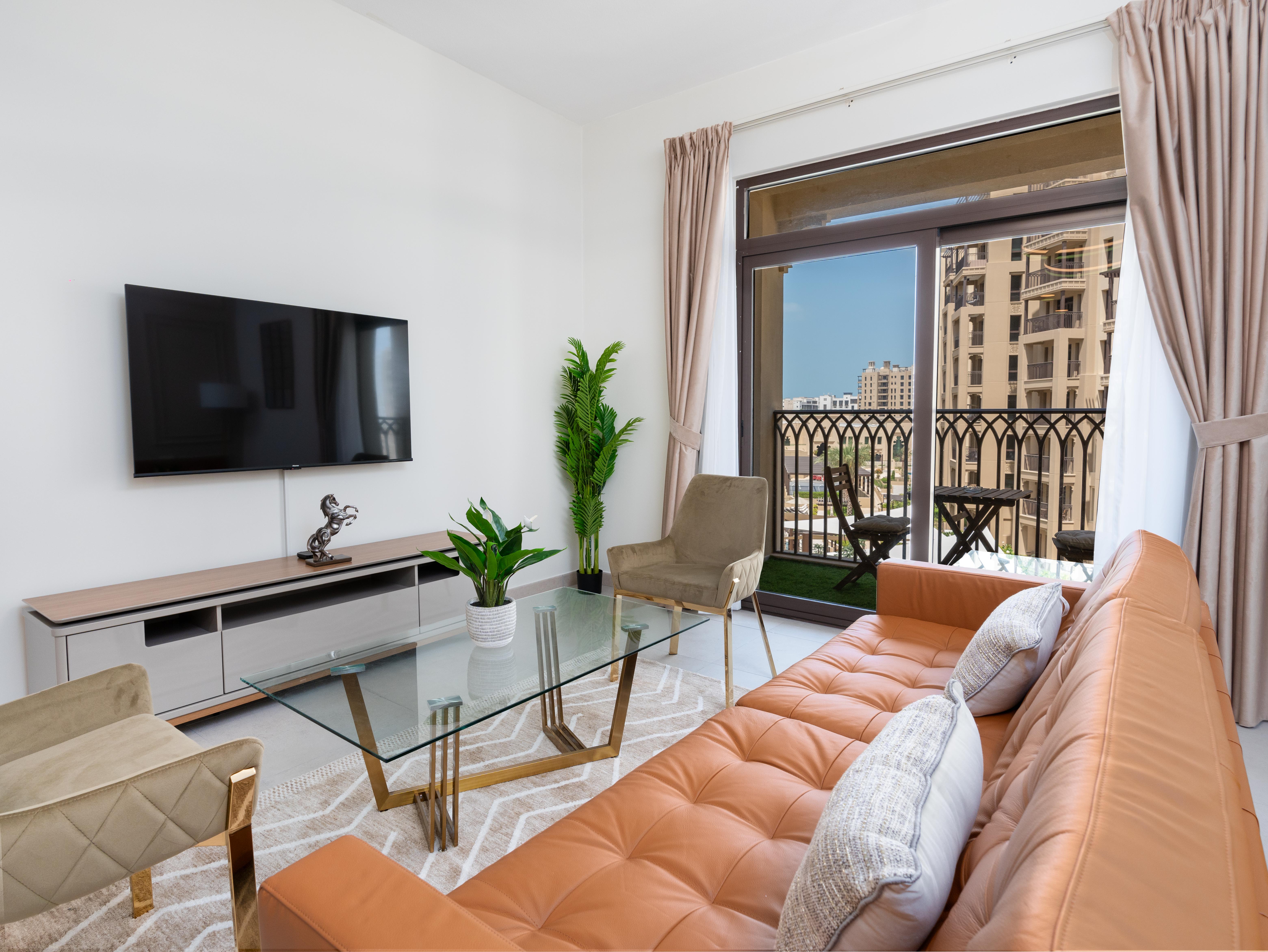 1BR with Burj Al Arab & Burj View