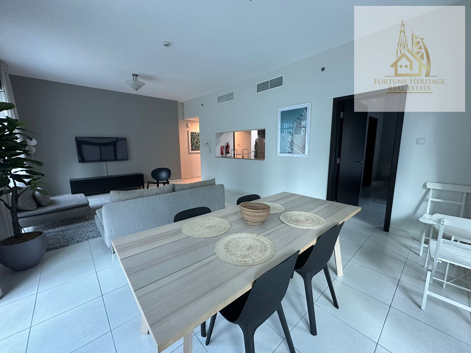 FURNISHED | ALL BILLS INCLUDED | OPPOSITE TO METRO , MARINA WALK | TERRACE
