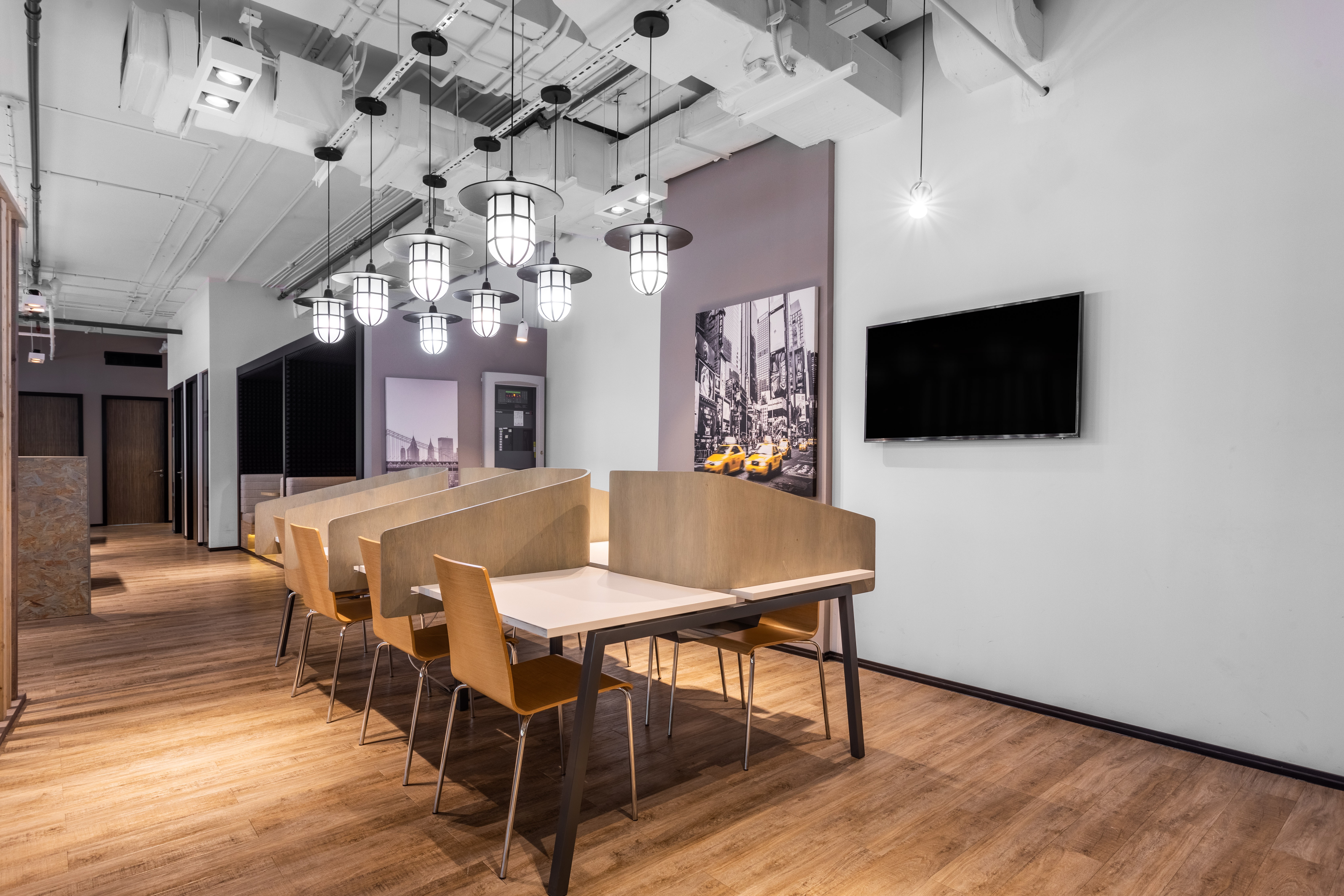 Book a reserved coworking spot or hot desk for rent in DUBAI, DWTC District Dubai Area