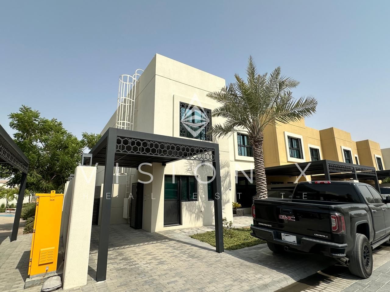 LUXURY FINISHING | BEST PRICE | HIGH ROI | PREMIUM AMENITIES