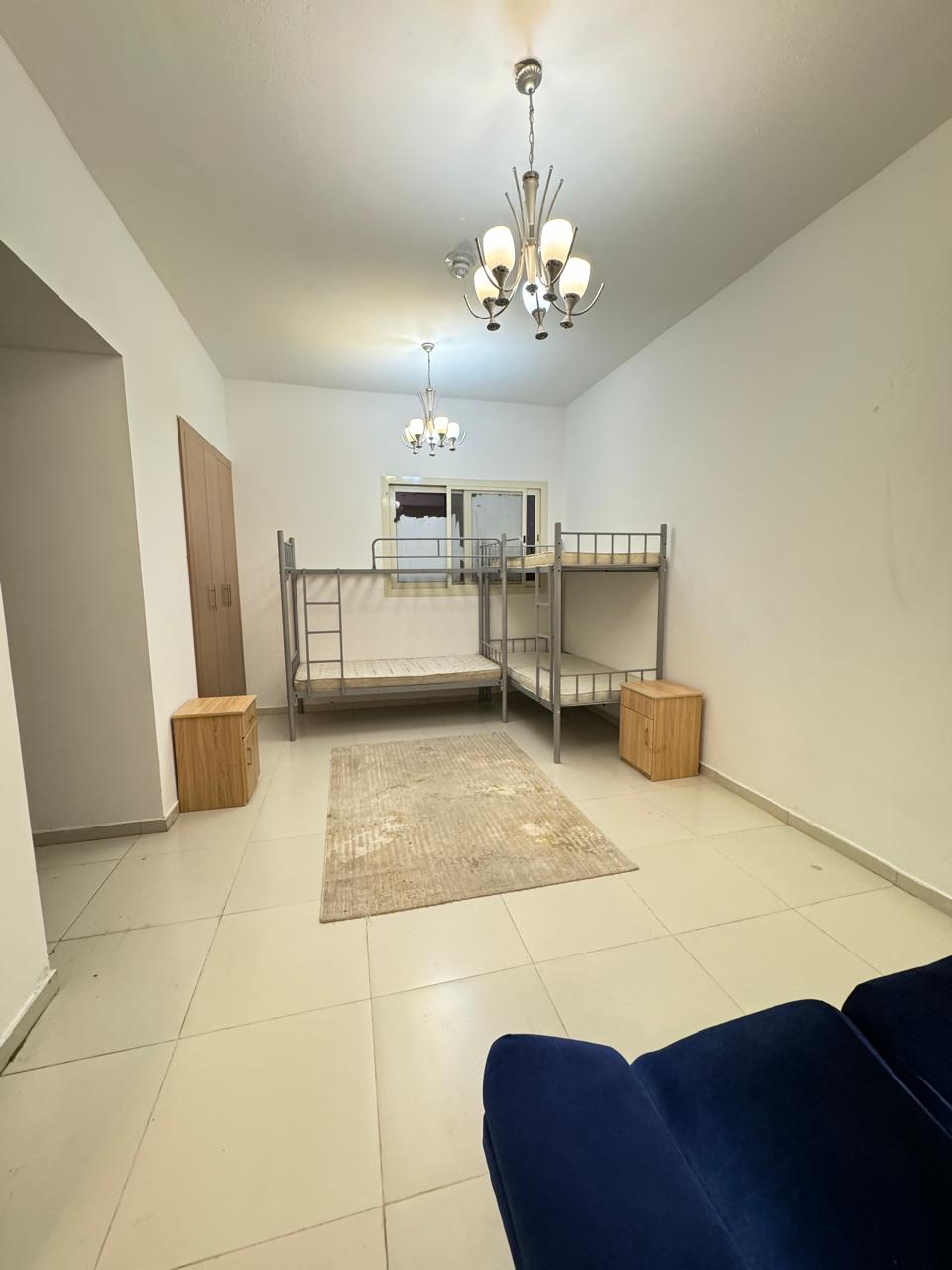 EXECUTIVE BACHELORS STUDIO AVAILABLE IN GOOD GATED COMMUNITY