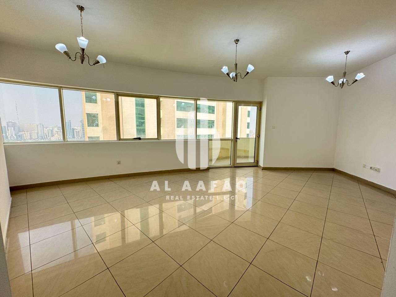 Spacious 3BHK |Master bedroom| AC Chiller free |Maids room