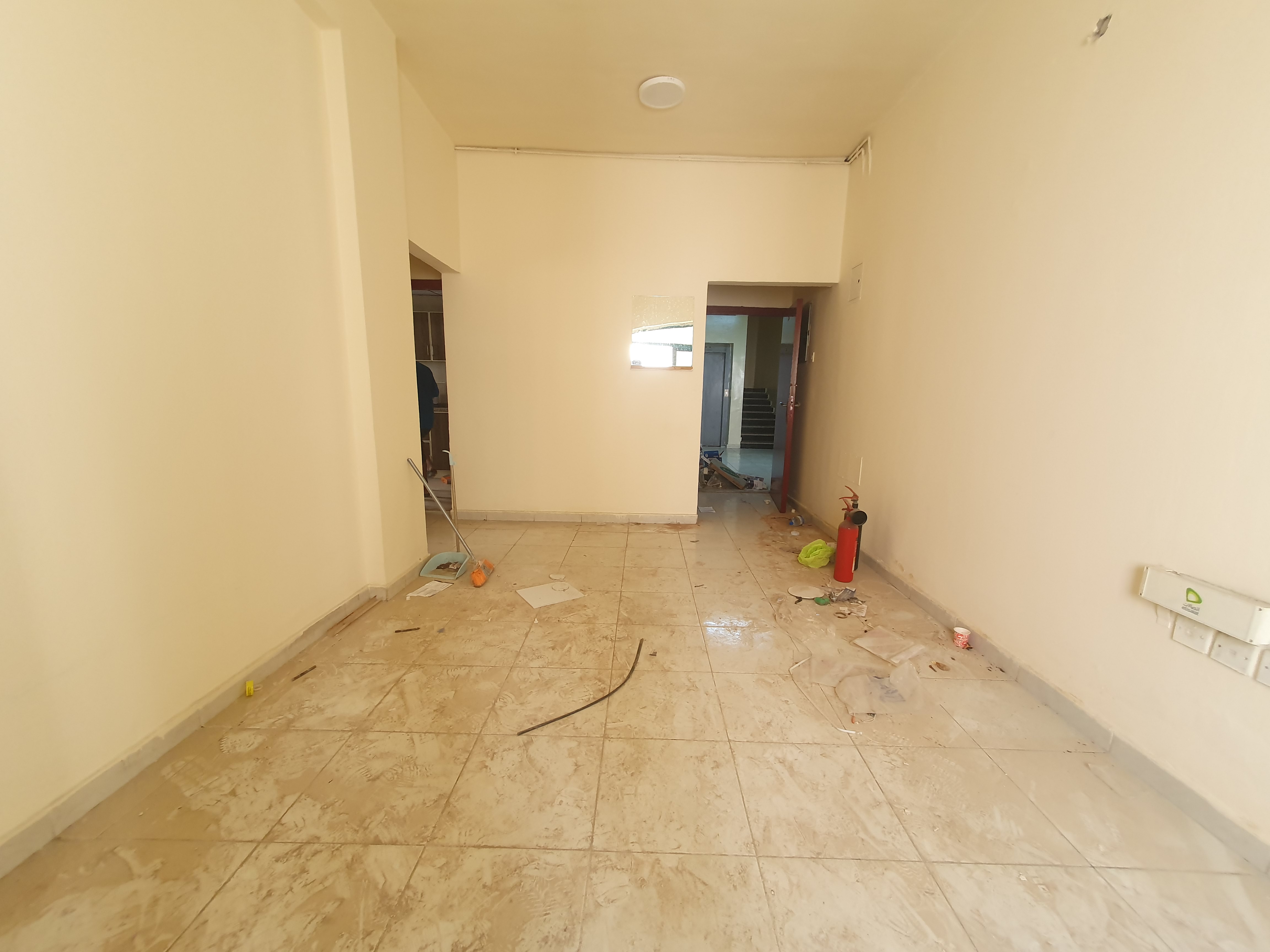 NO DEPOSIT CASH 1BHK WITH BALCONY ON ROAD BUILDING IN MUWAILEH