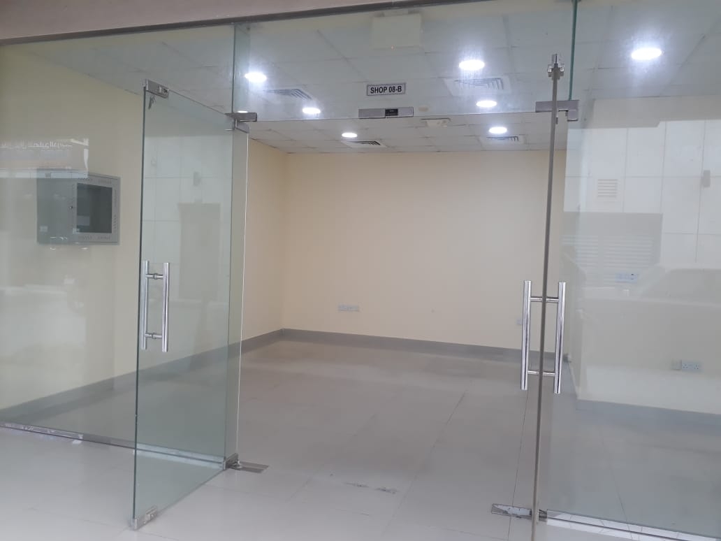 Spacious Shop for Low Rent