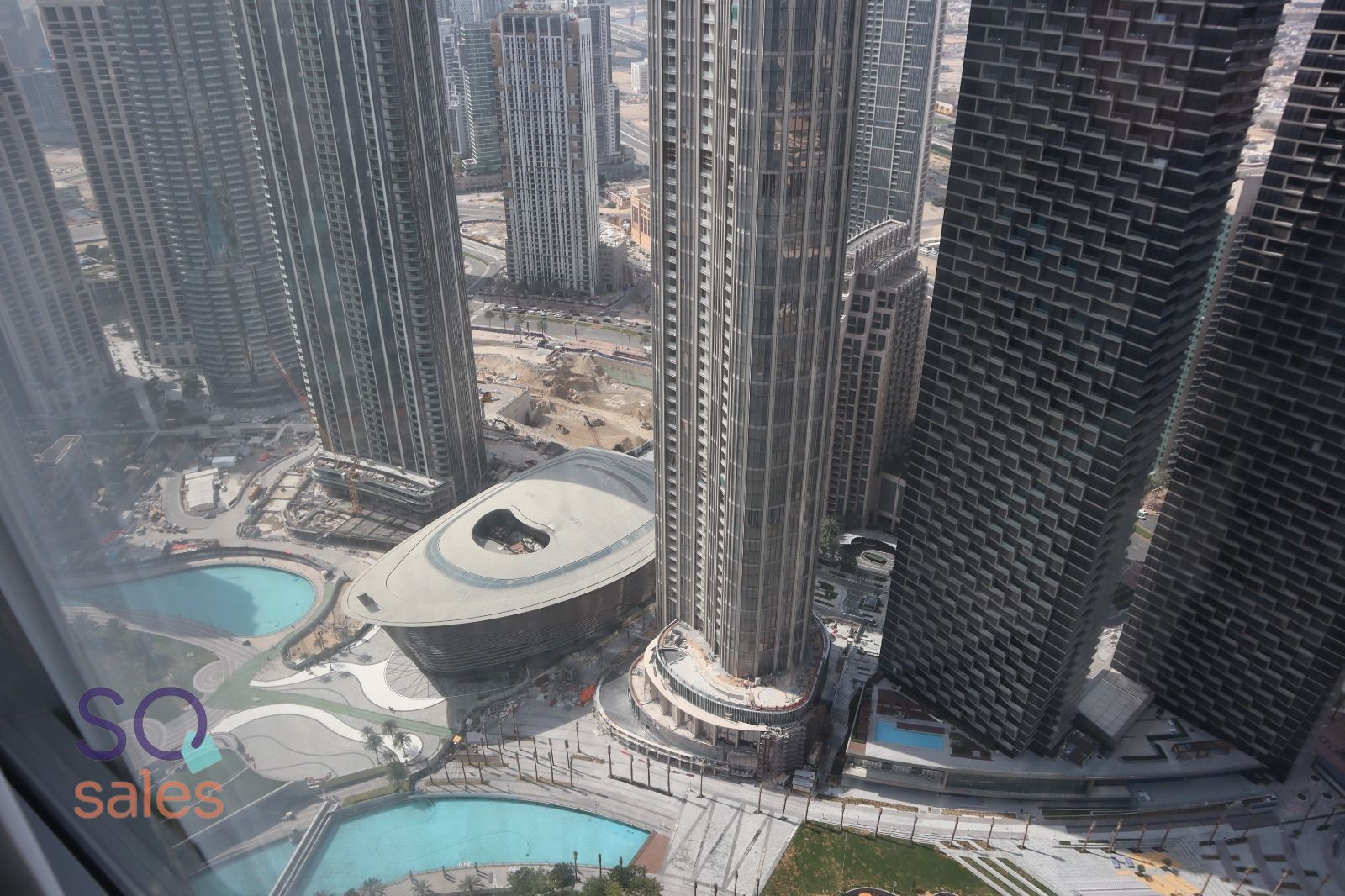 Spacious 1 Bedroom Apartment | Modern | UnFurnished | Vacant Burj Khalifa | High Floor
