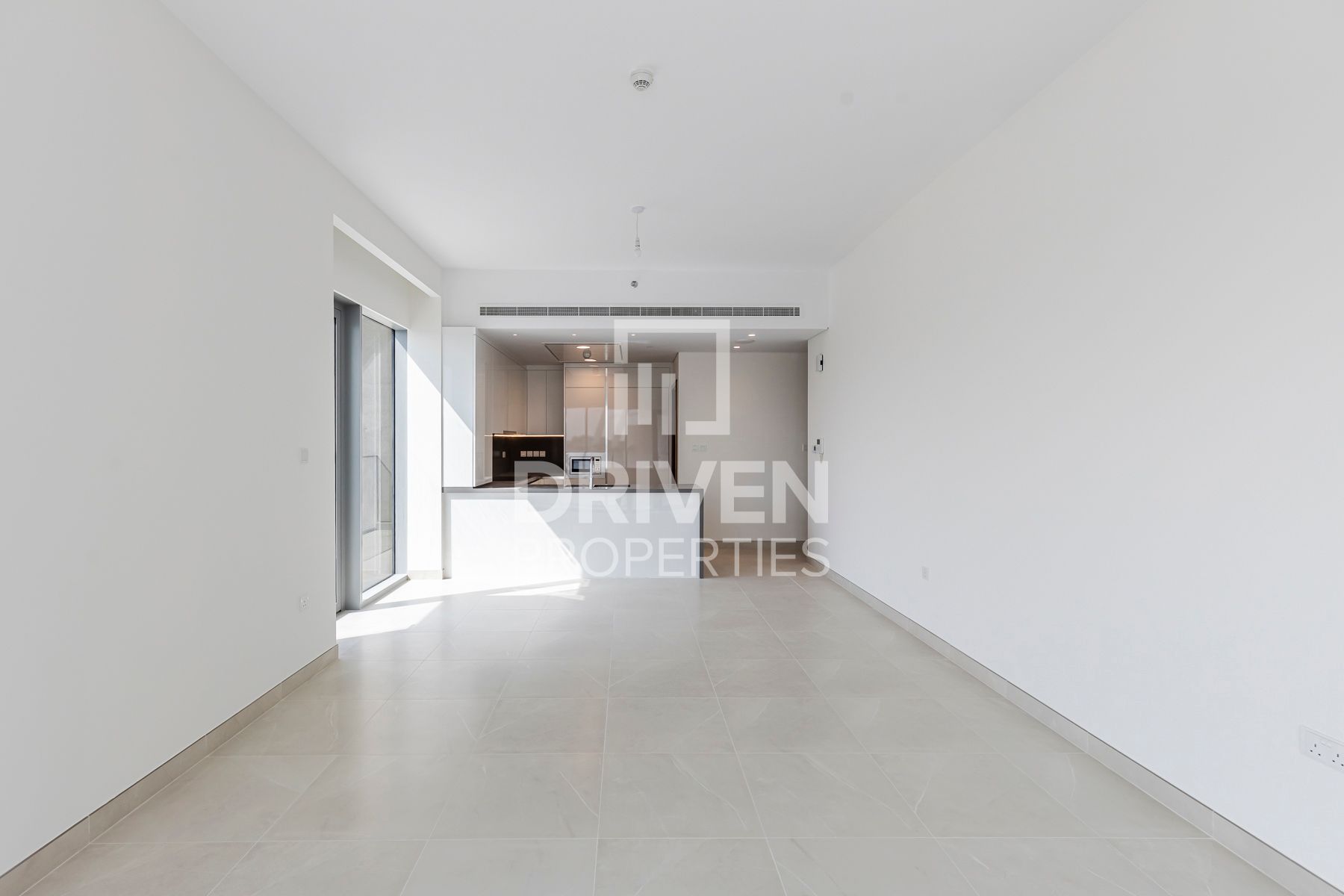 Large Layout and Brand New | Canal View