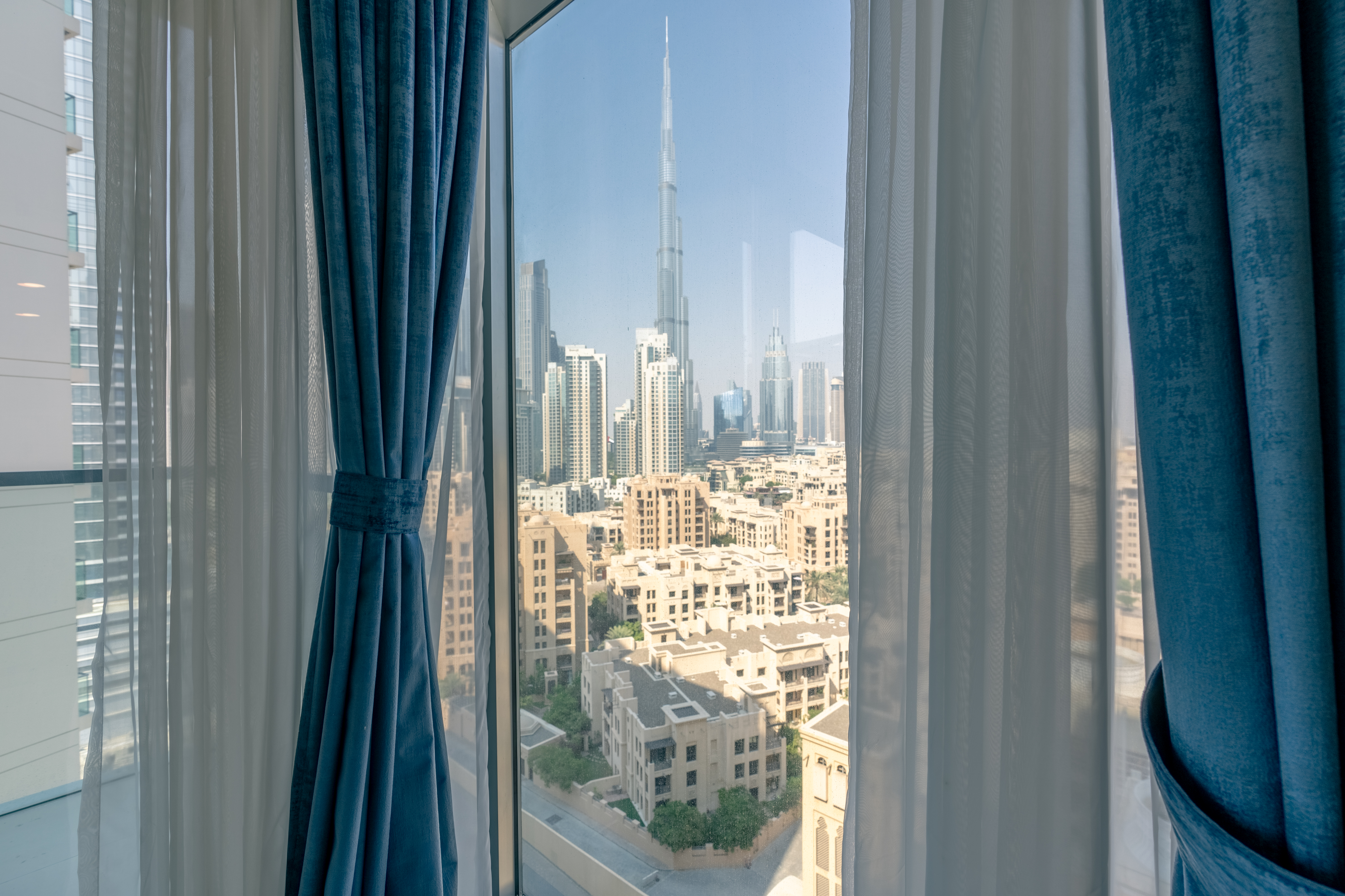 No Commission | Burj Khalifa View | Bills Included