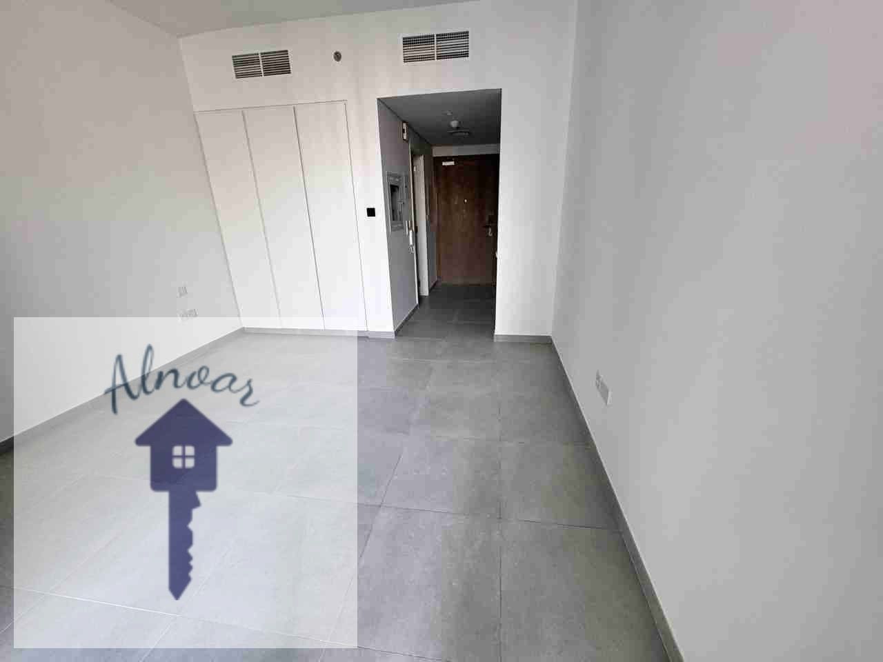 Modern Studio Oasis //Prime Location // Exceptional Amenities