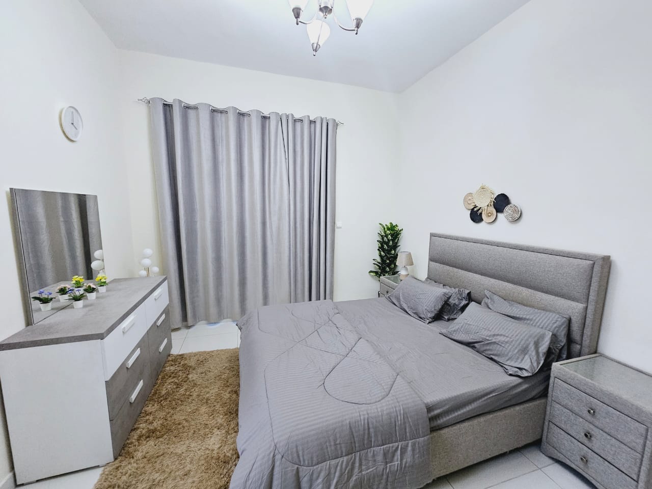 apartment card