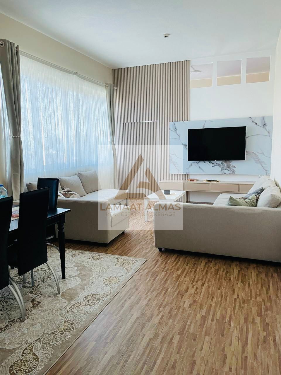 apartment card