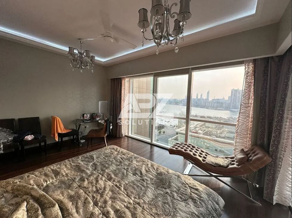 apartment card