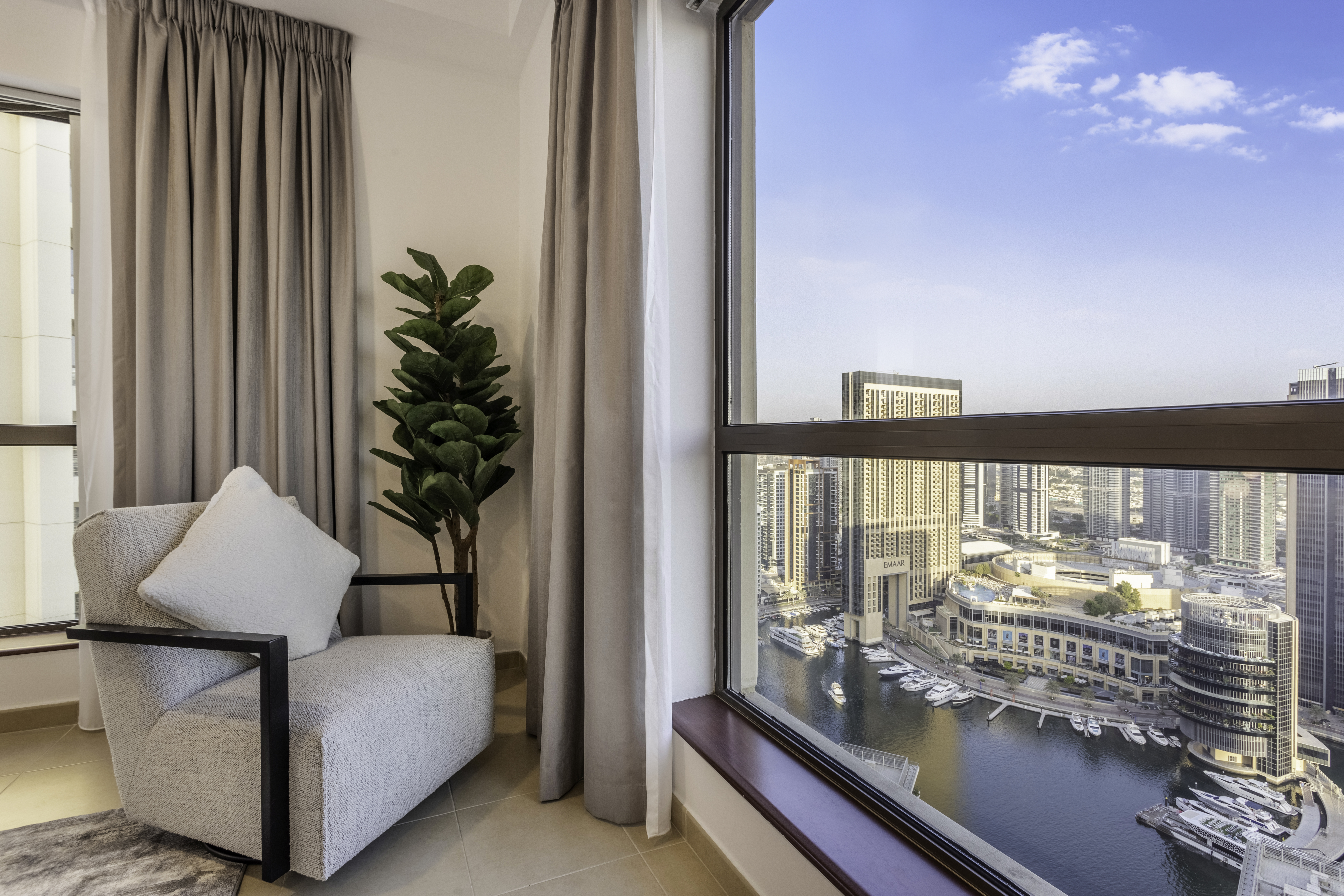 Newly furnished 2 BHK Apartment in JBR - Bahaar 1