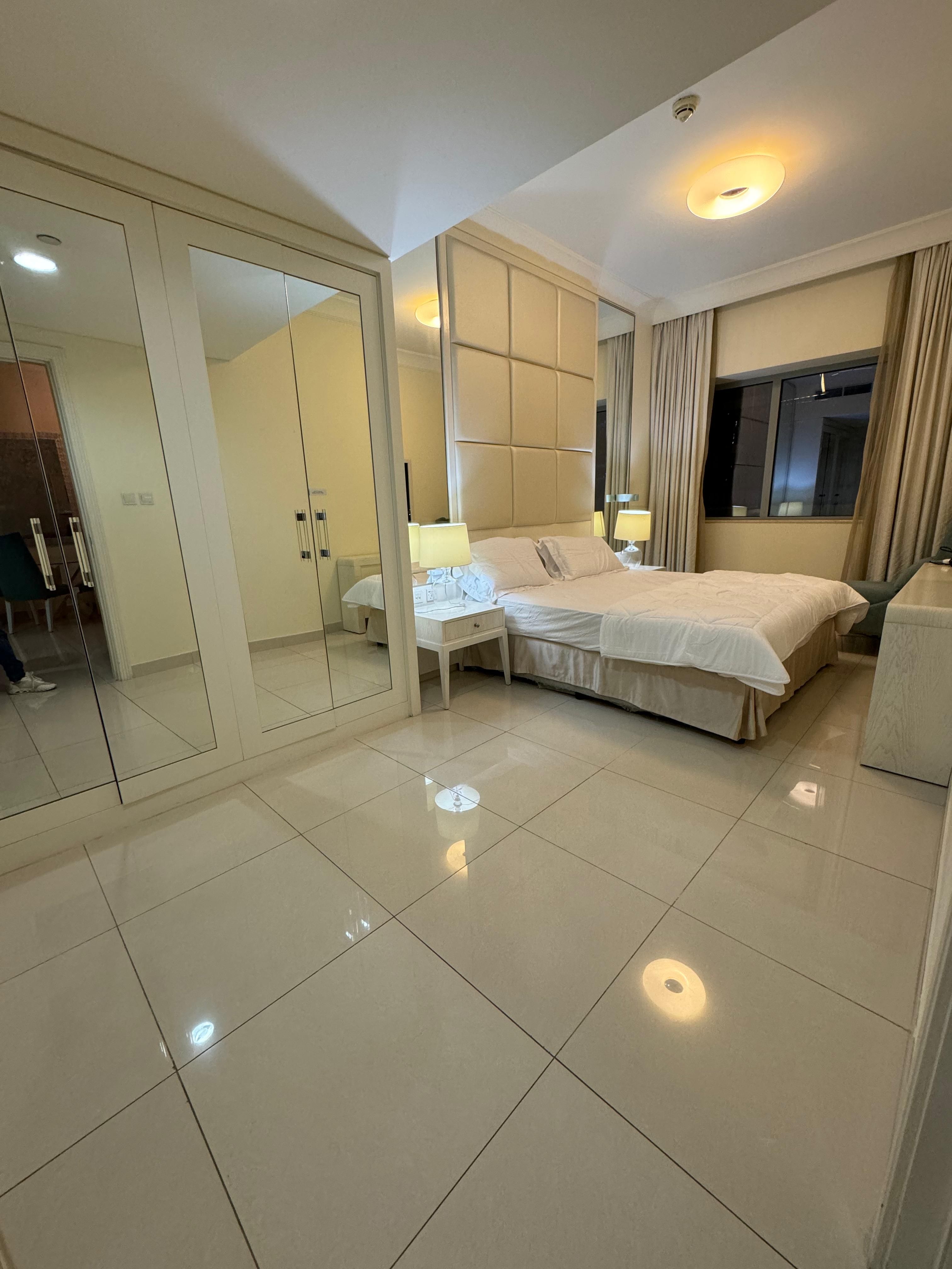 Close to Dubai Mall II Luxury Living II In The Heart Of DOWNTOWN