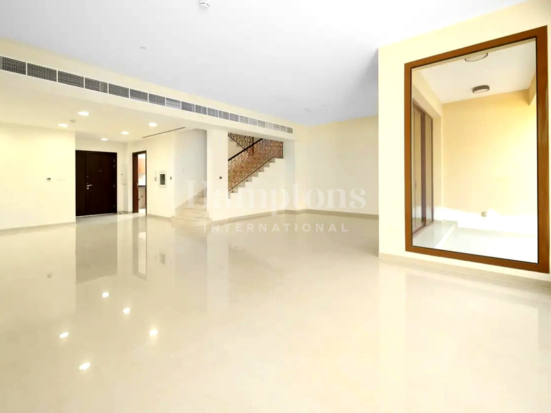 Community View | Spacious | Vacant soon