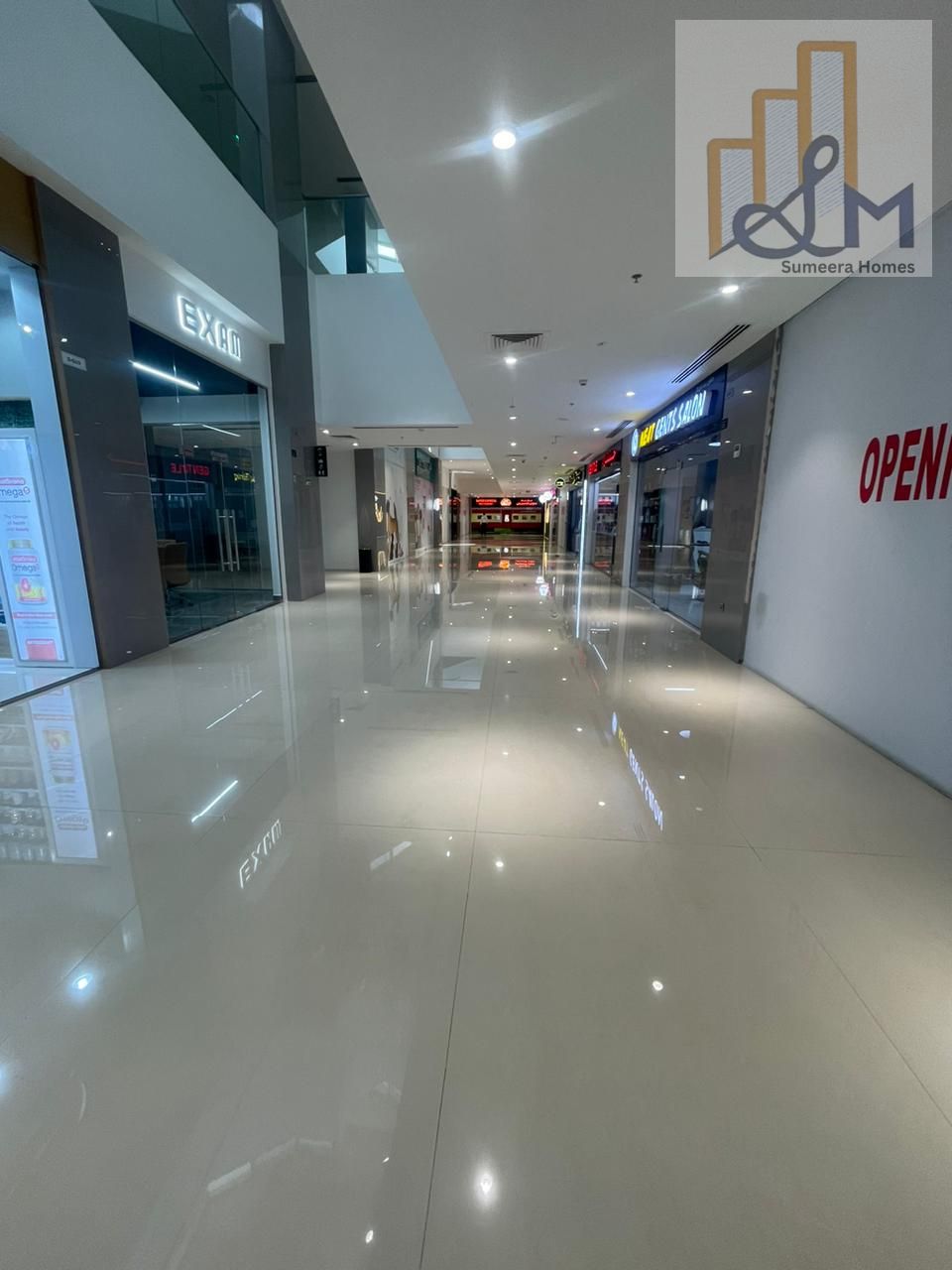 OPP-GLOBAL VILLAGE - RETAIL SHOP -PERFECT LOCATION
