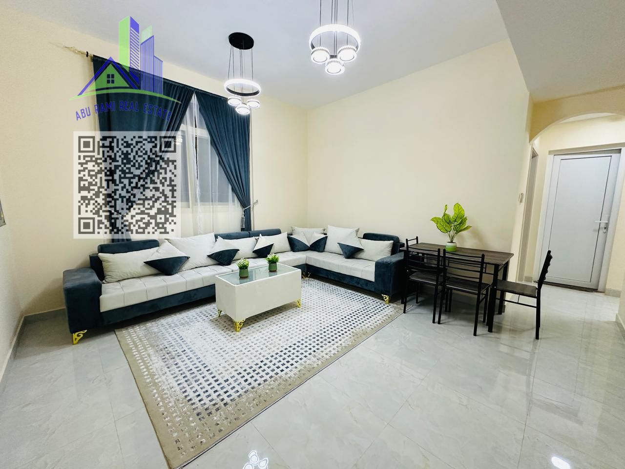 Available now: one rooms and a living room with direct sea view, best price