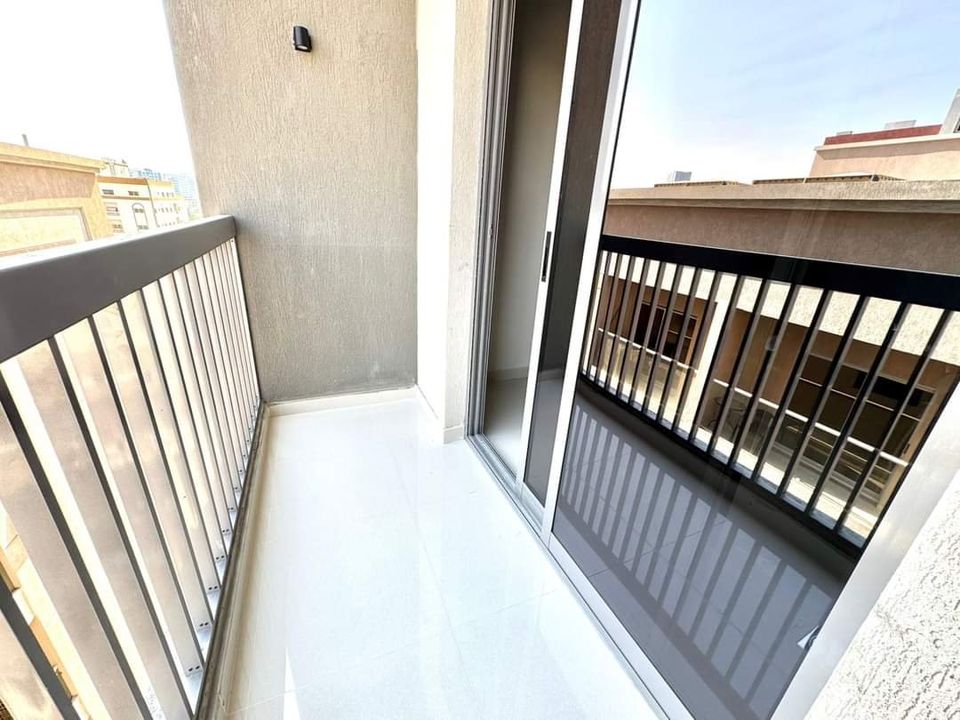 Two rooms and a hall for the first resident in Al-Hamidiyah, next to the court