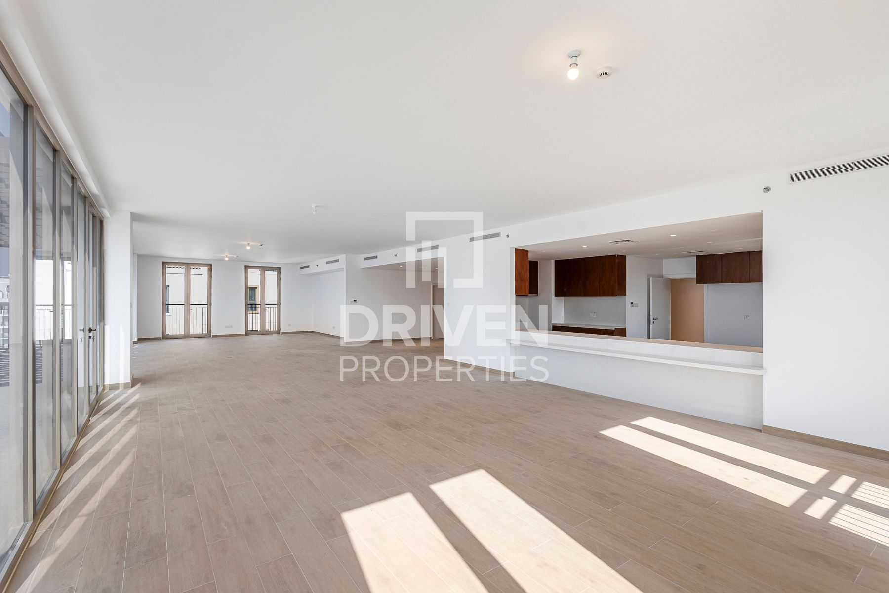 Full Sea and Marina view | Rooftop Pool | Spacious