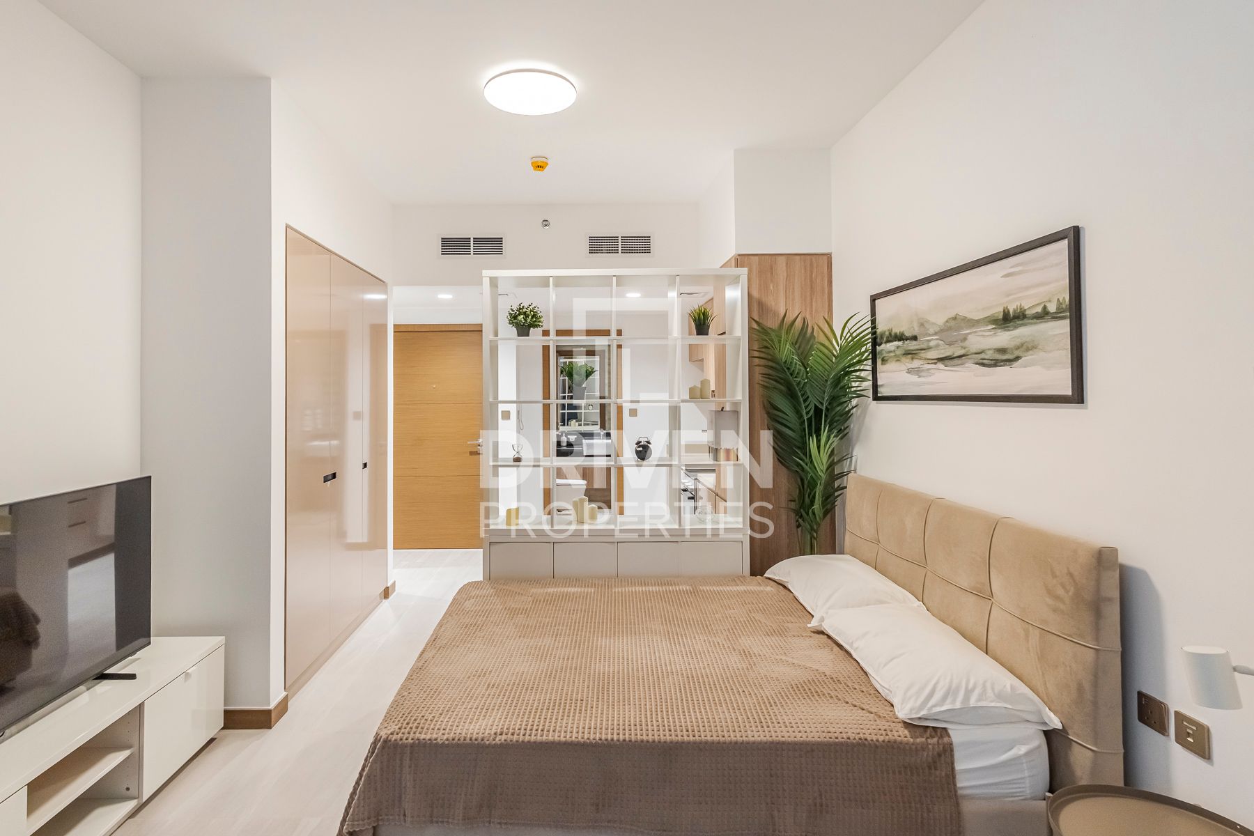 Brand New Apt | Fully Furnished | Canal View