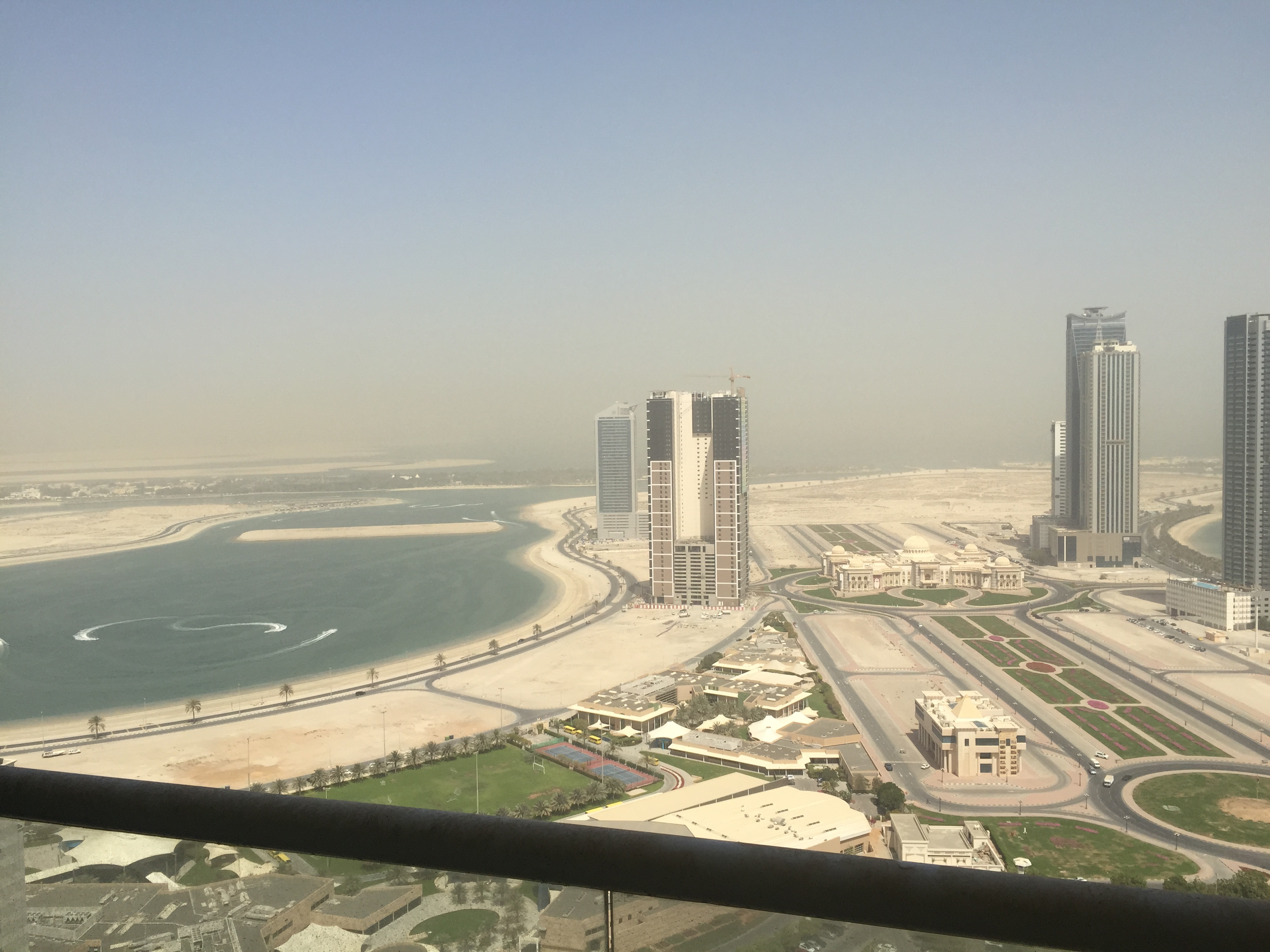 FULLY SEA VIEW 3 BHK WITH GYM,POOL,CHILDREN PLAYING AREA FACILITIES