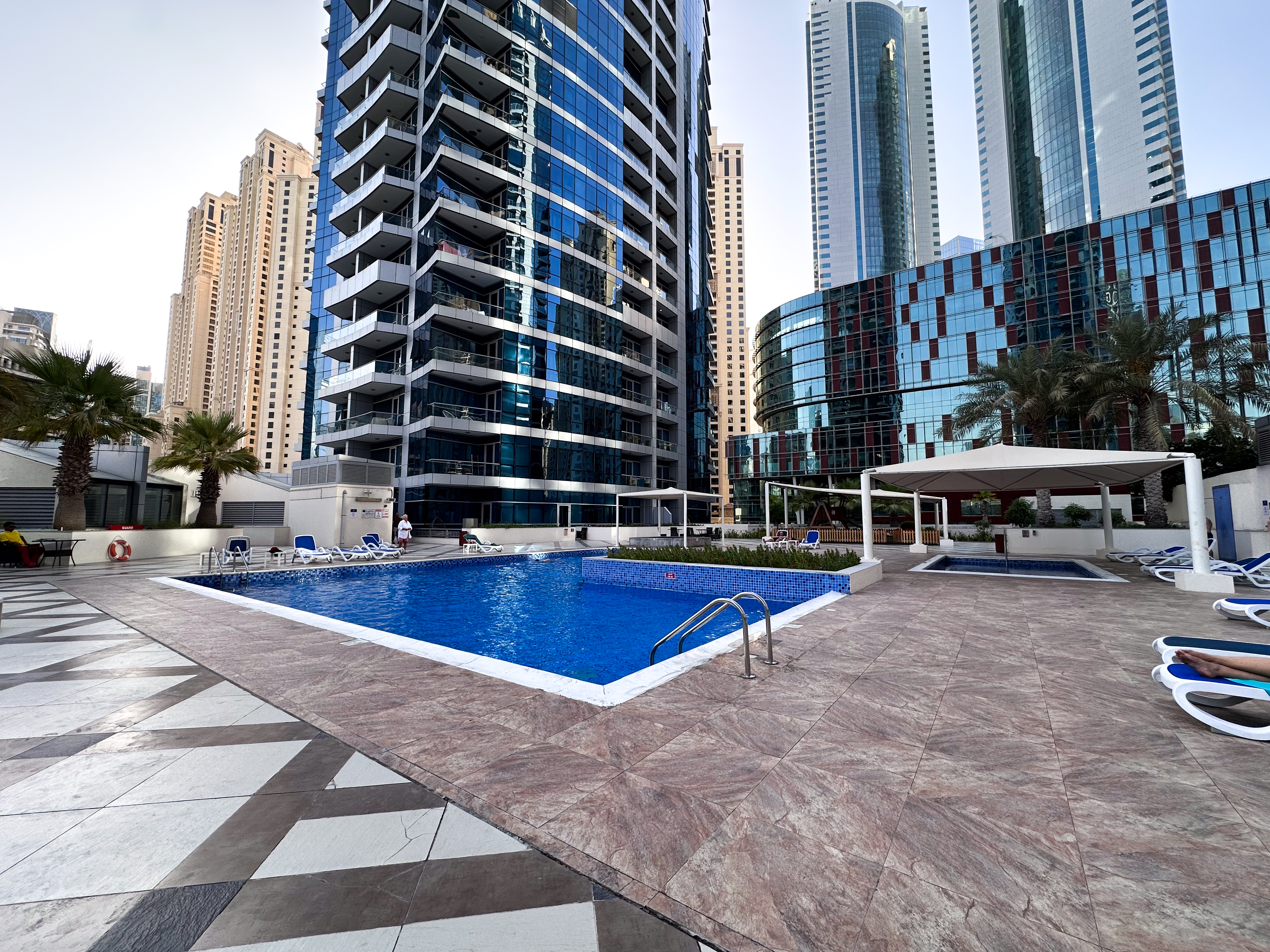 Elegant 1-Bedroom with Marina View in Bay Central