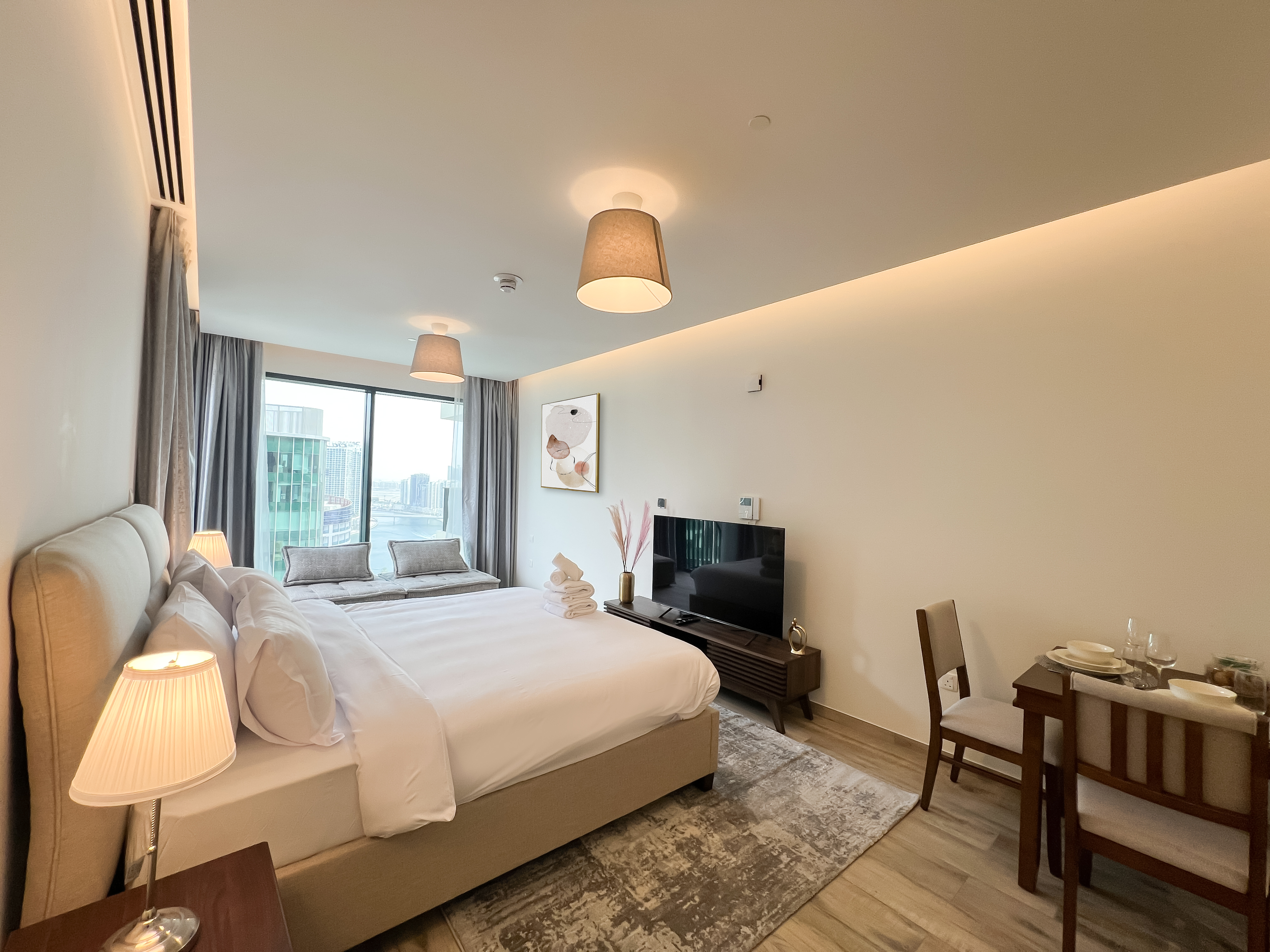 Luxury Studio with Unobstructed Burj Khalifa View