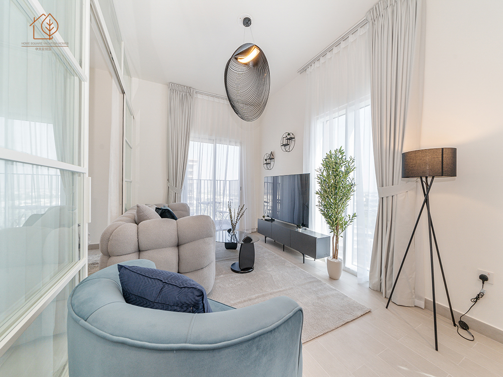 Fully Furnished | 2-Bed | Golf Views