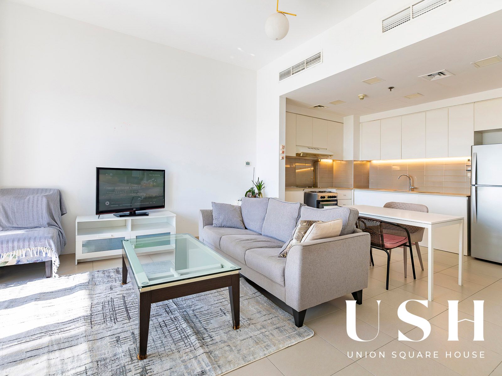 apartment card