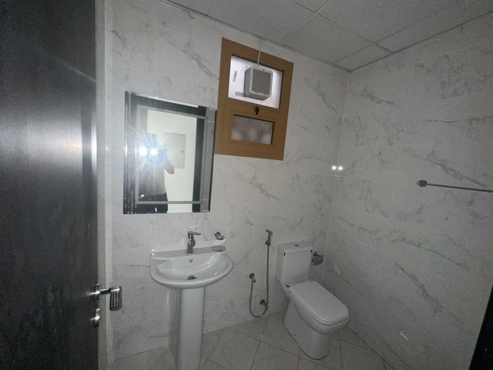 Al ghroub Tower, best prices, no registration fees