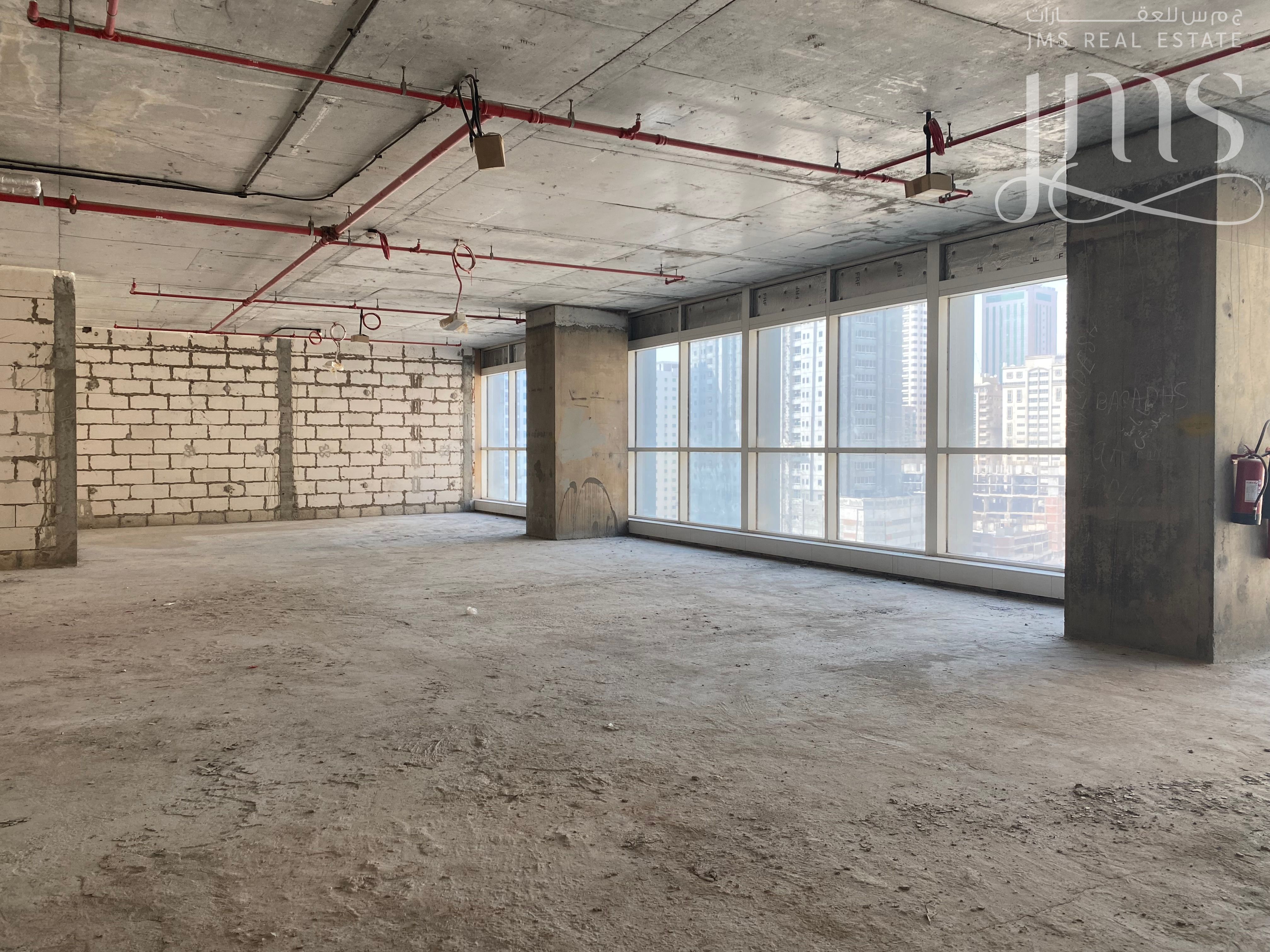 Begin Your Business Journey with the Perfect Office Space Setup!