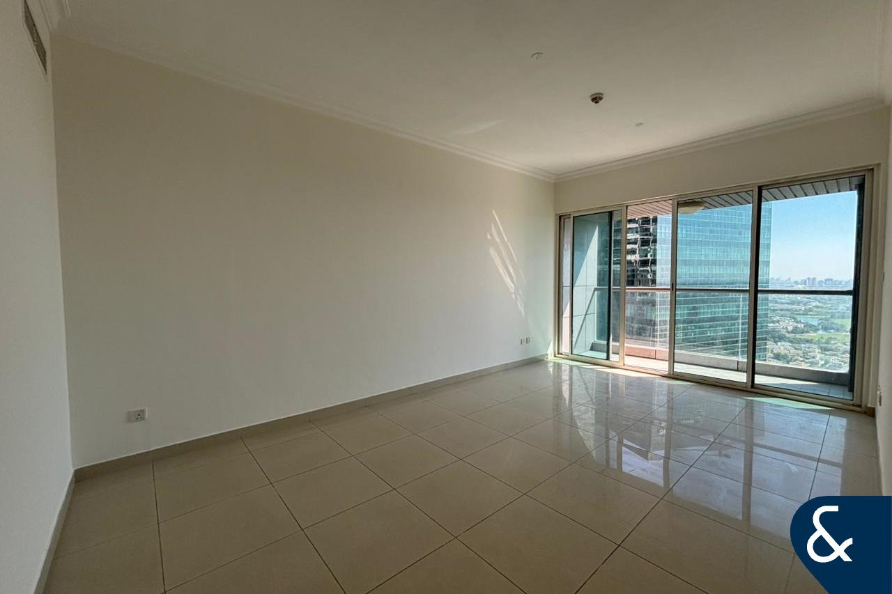 Two Bedroom Apartment | Upgraded | Vacant