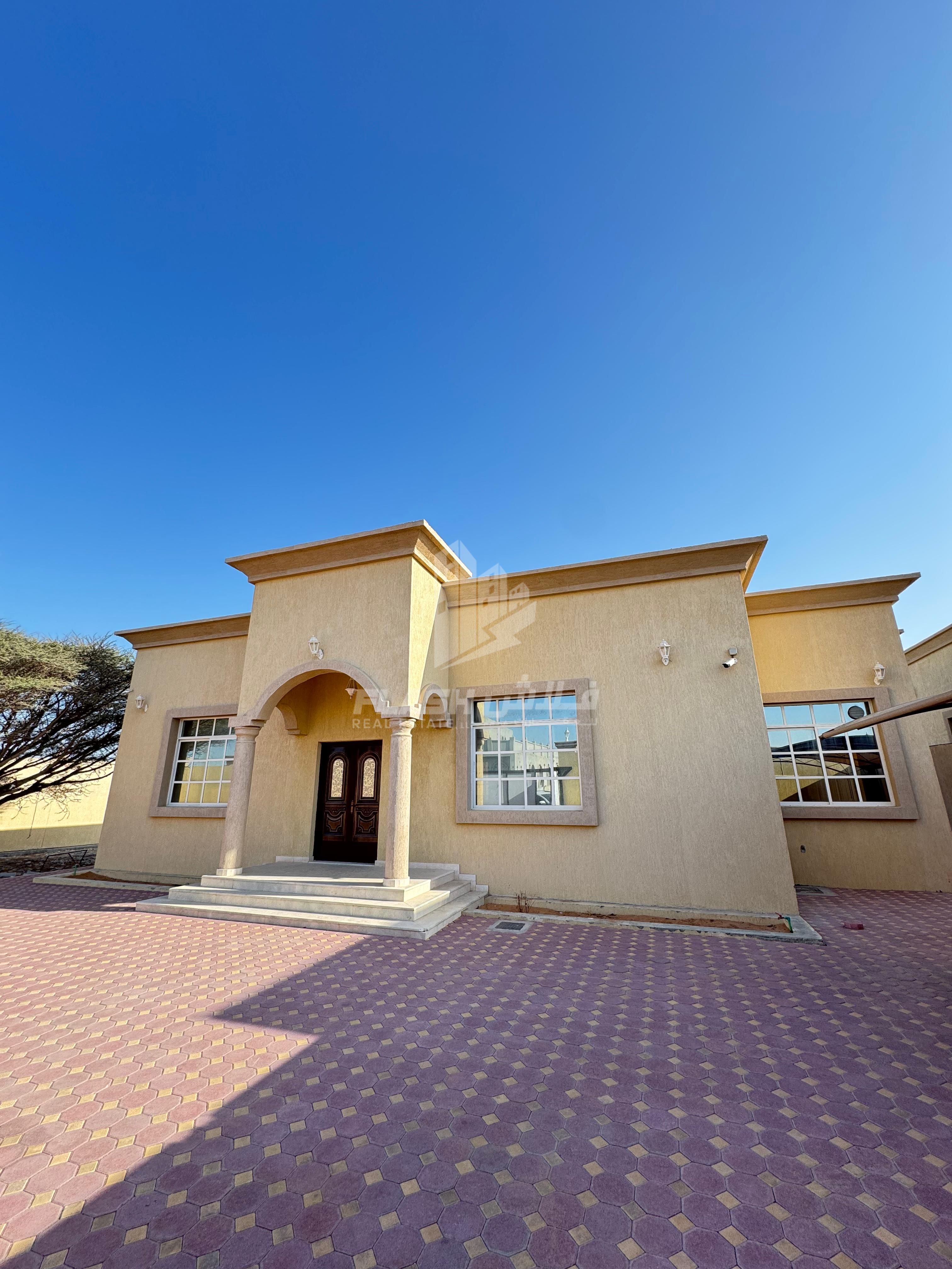 For sale, a villa in the Saih Al-Ghab area