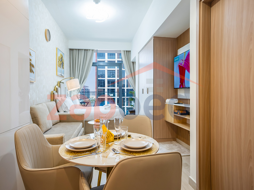 Zapbed House-luxury studio apartment at azizi riviera