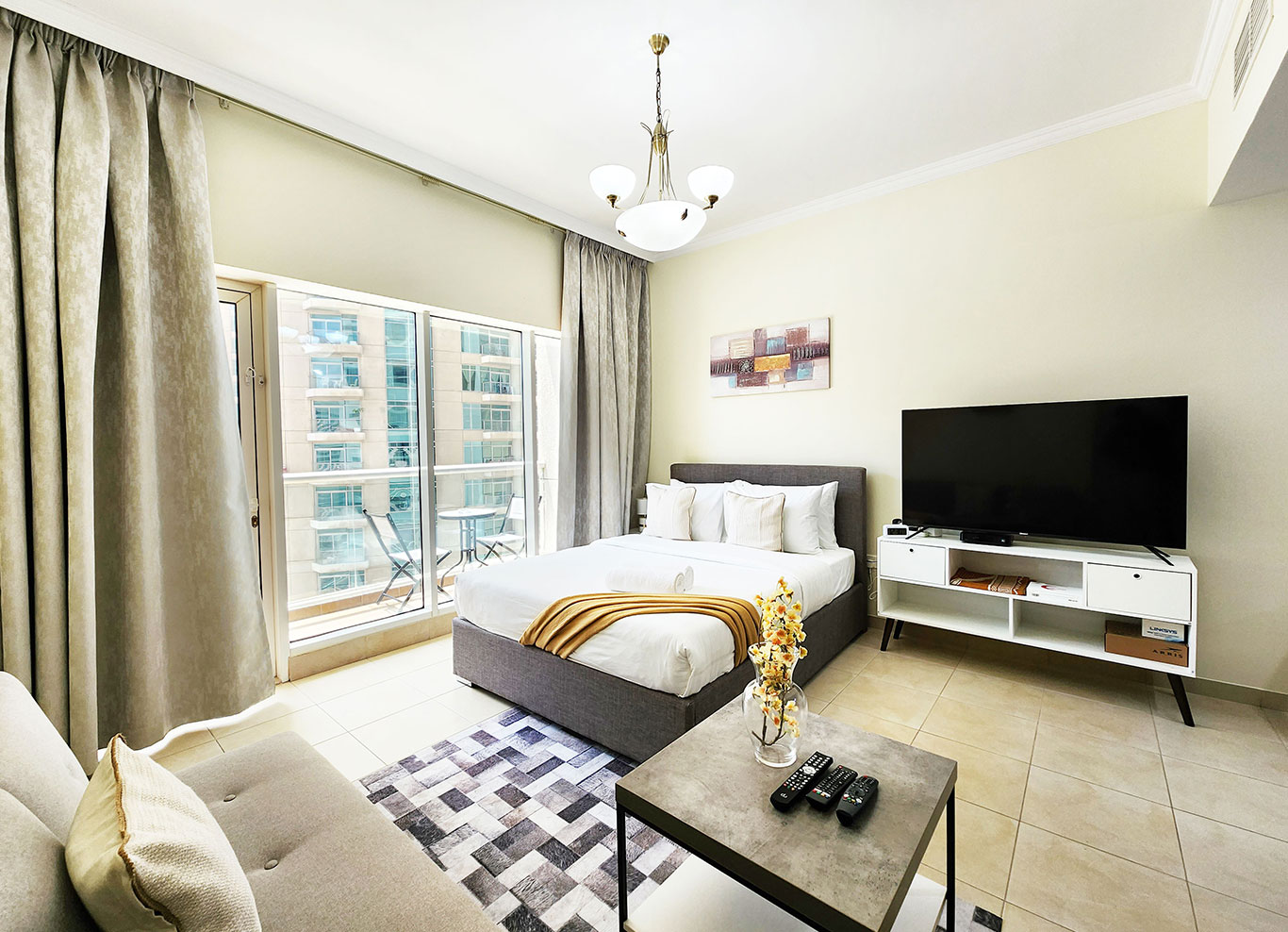 apartment card