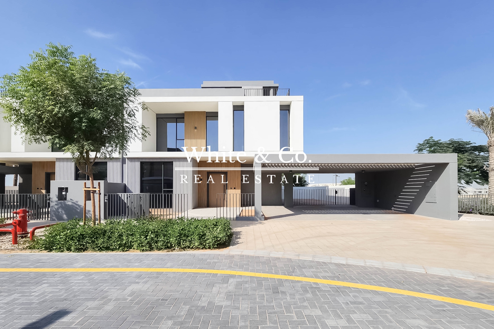 City Skyline View | Corner Plot | Brand New