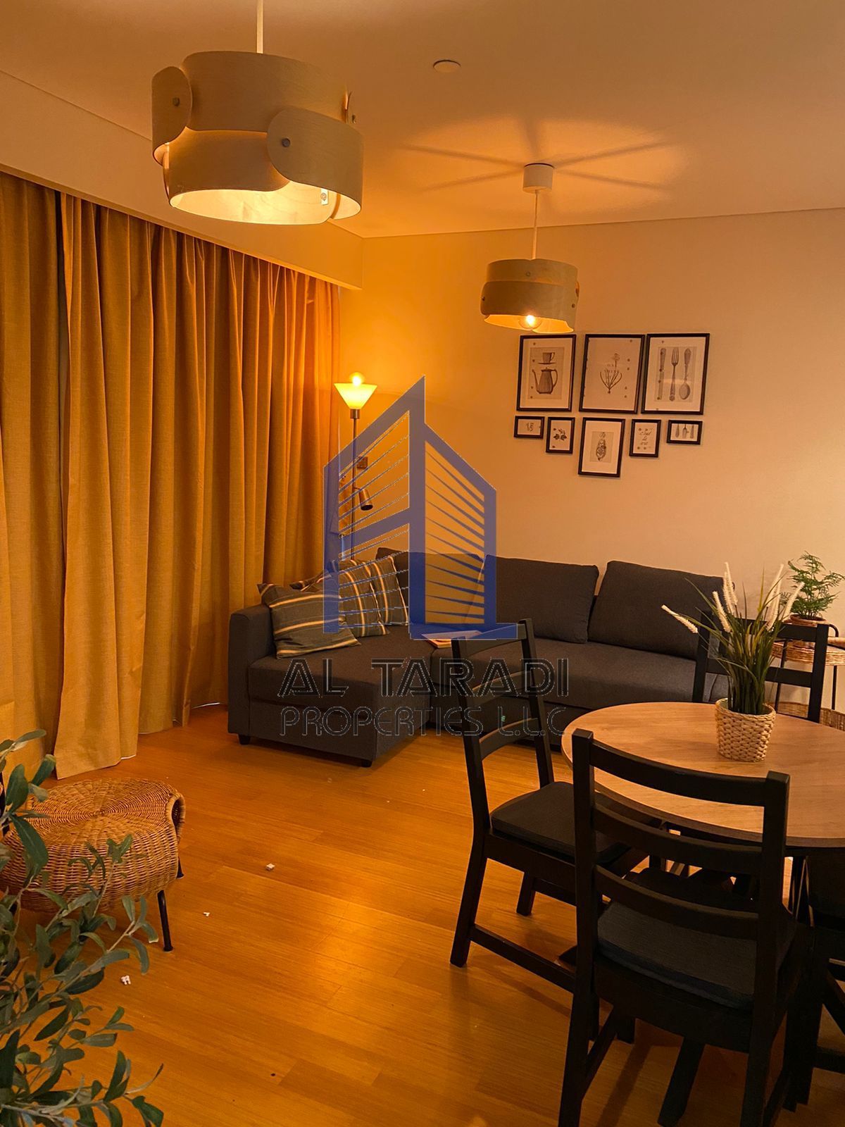 apartment card