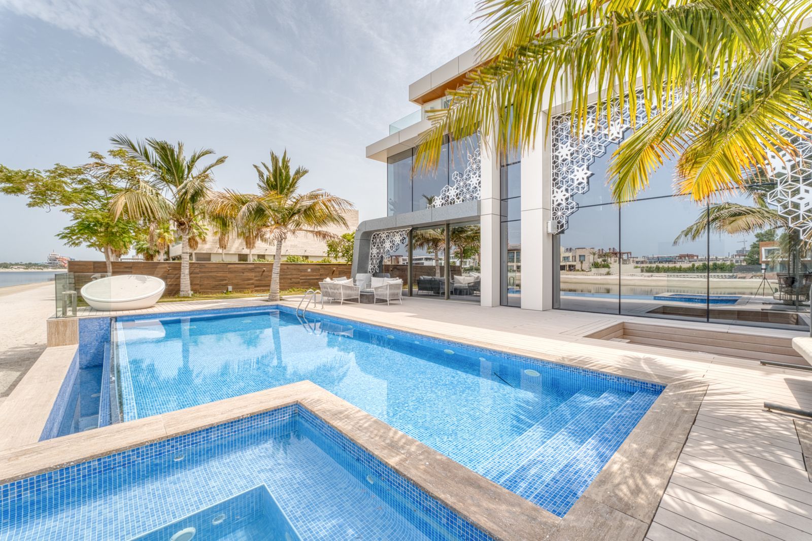 SPECIAL OFFER | DIRECT FROM OWNER | BRANDED LUXURY LIVING | BILLIONAIRE FRONT | PRIVATE BEACH AND POOL
