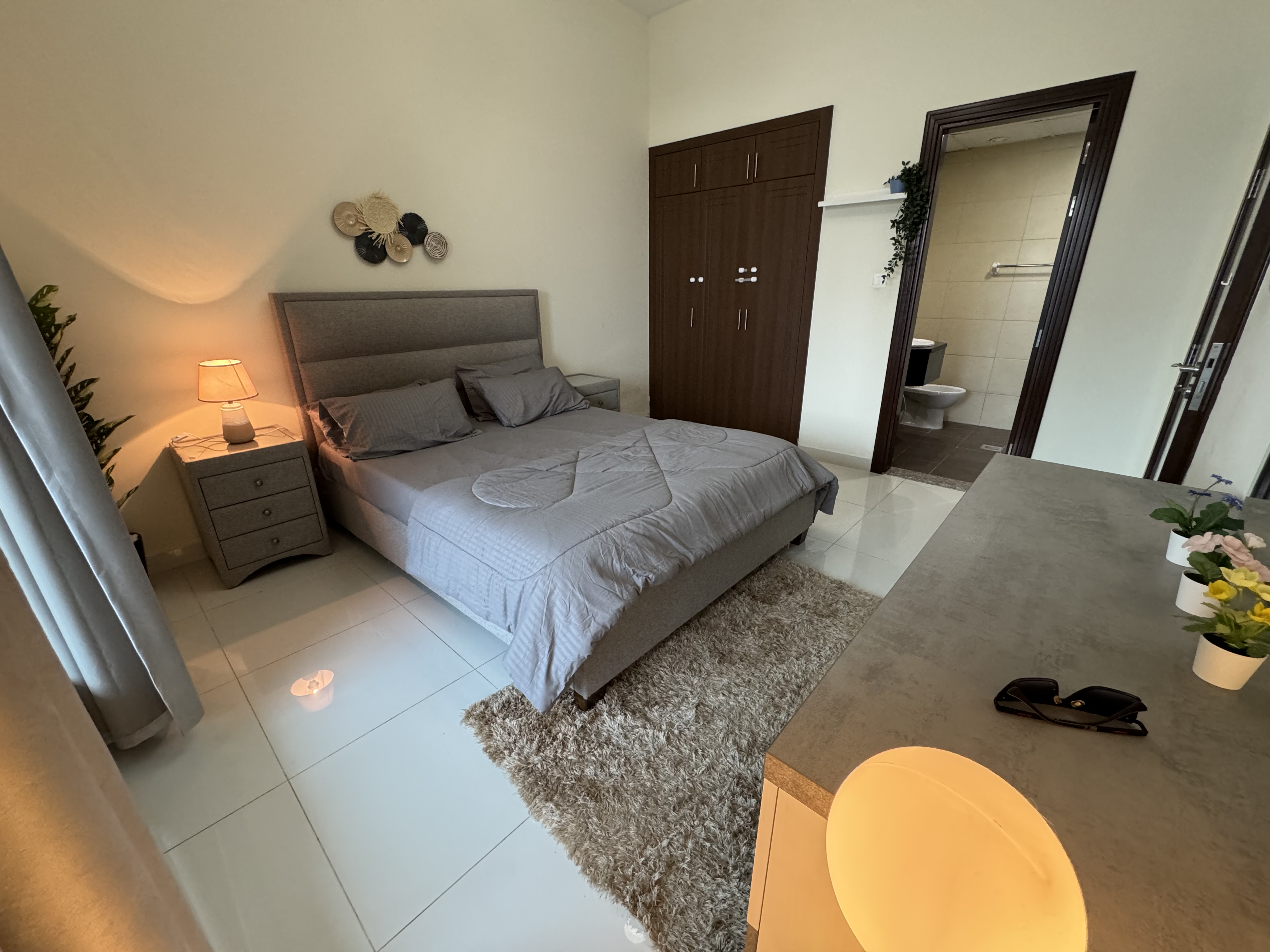 apartment card